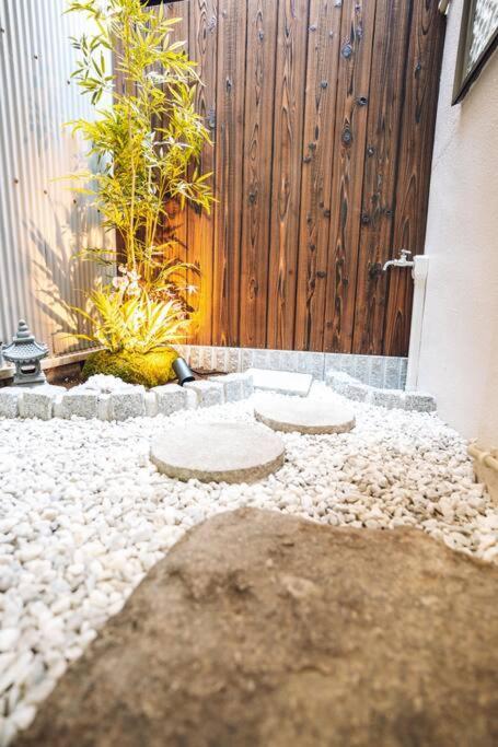 Official Trhouses 和御 弥櫻 5 Minutes Walk From Castle, 10 Minutes To Namba Apartment