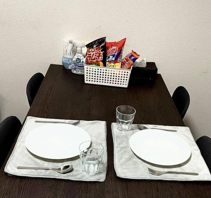 Apartment エルメゾン3rd難波まで3分梅田まで13分乗換なし Osaka