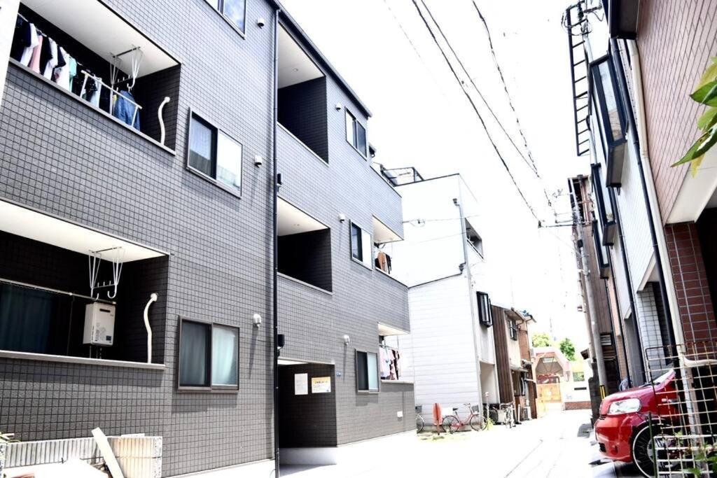 Apartment エルメゾン3rd難波まで3分梅田まで13分乗換なし Osaka