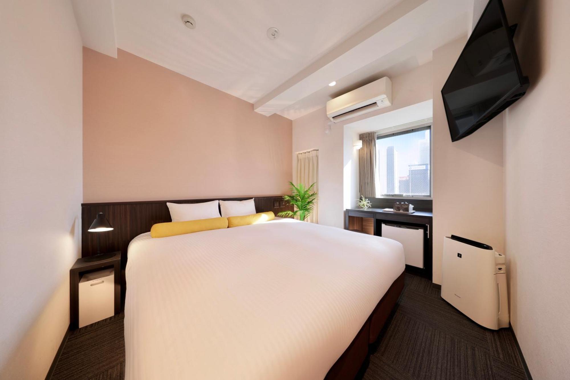 Nipponbashi Crystal 4* Osaka