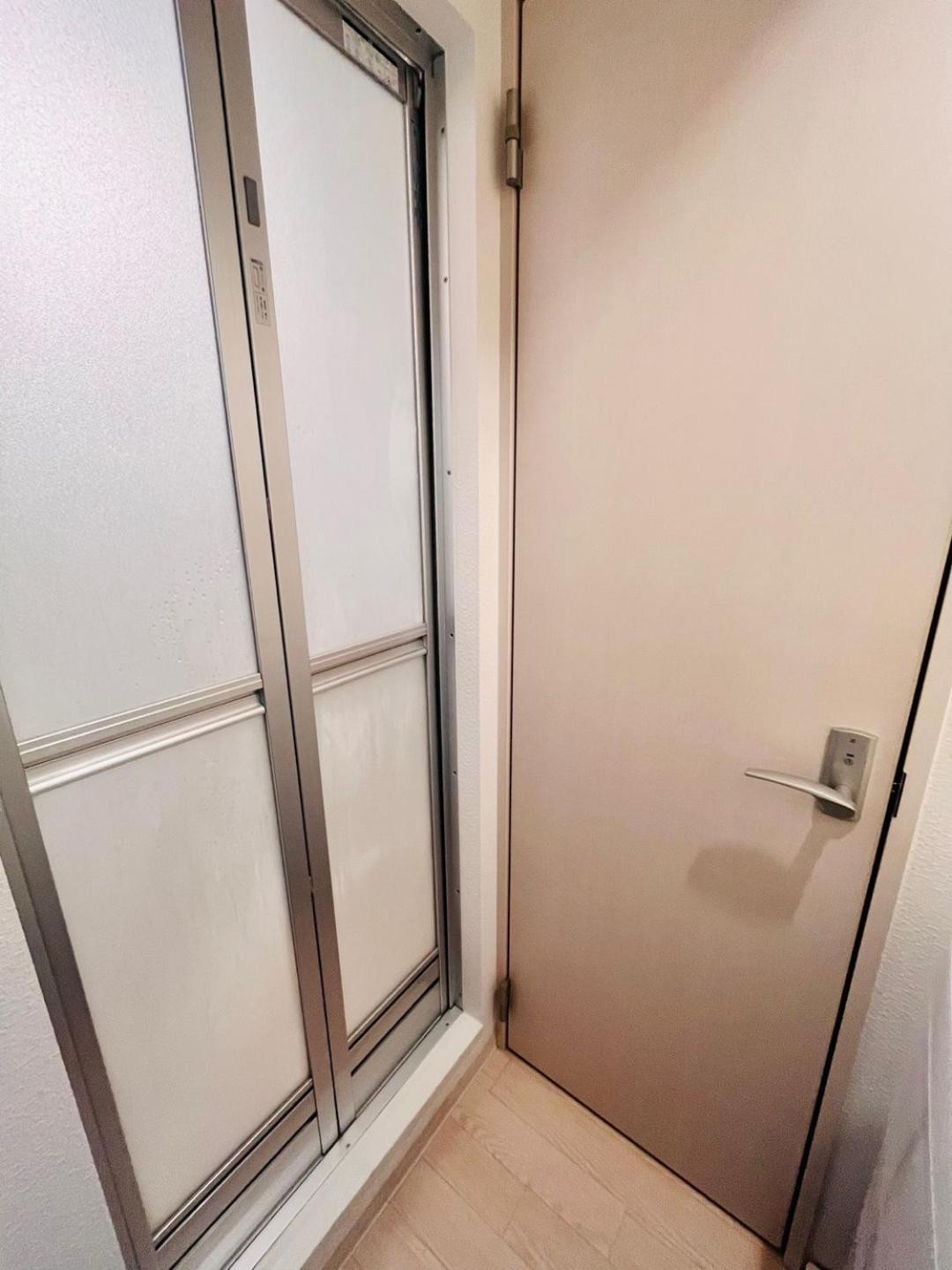402호 시텐노지역앞 츠텐카쿠 아베노 하루카스 스파월드 난바근접 Guest house Osaka
