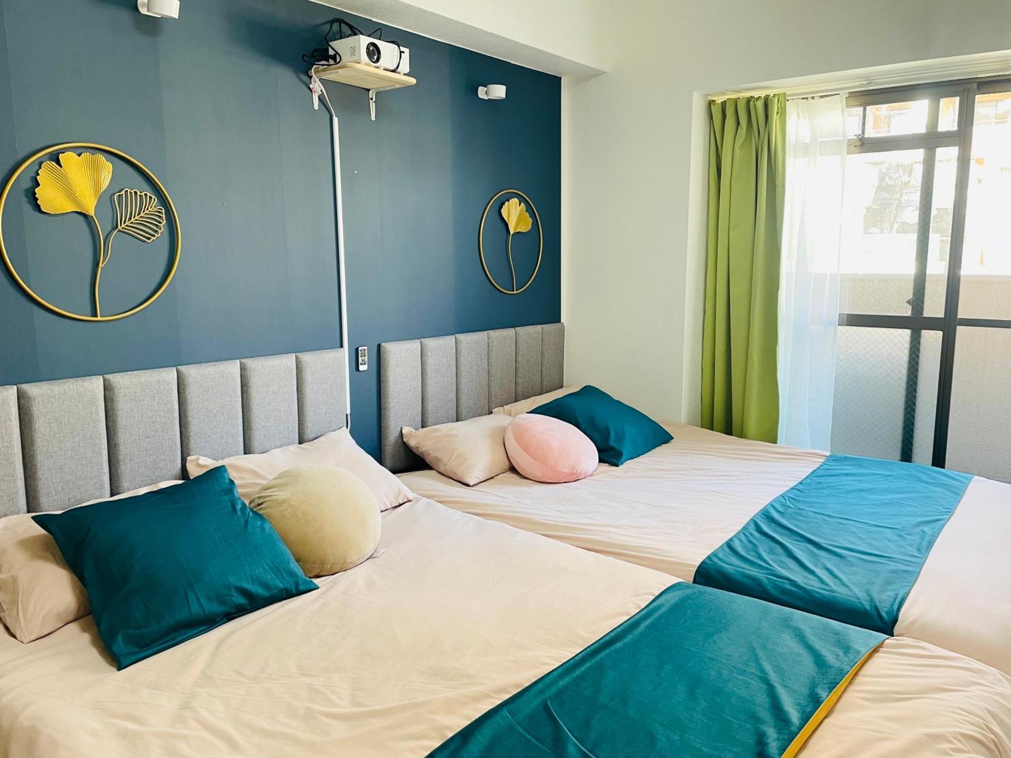 Good Location, Convenient Transportation Nipponbashi Station 4 Minutes Dotonbori 6 Minutes Kuromon Market 8 Minutes Double Bed O5 Apartment Osaka
