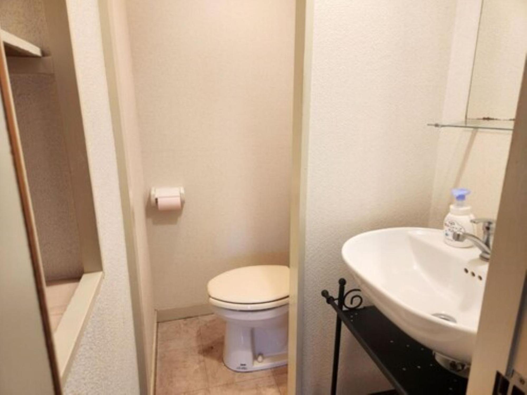 4people, Kuromon Market, Near Nankai Nanba Station　glo6002 Apartment Osaka
