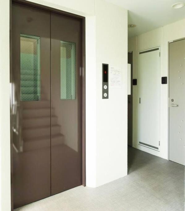 F House Os D5