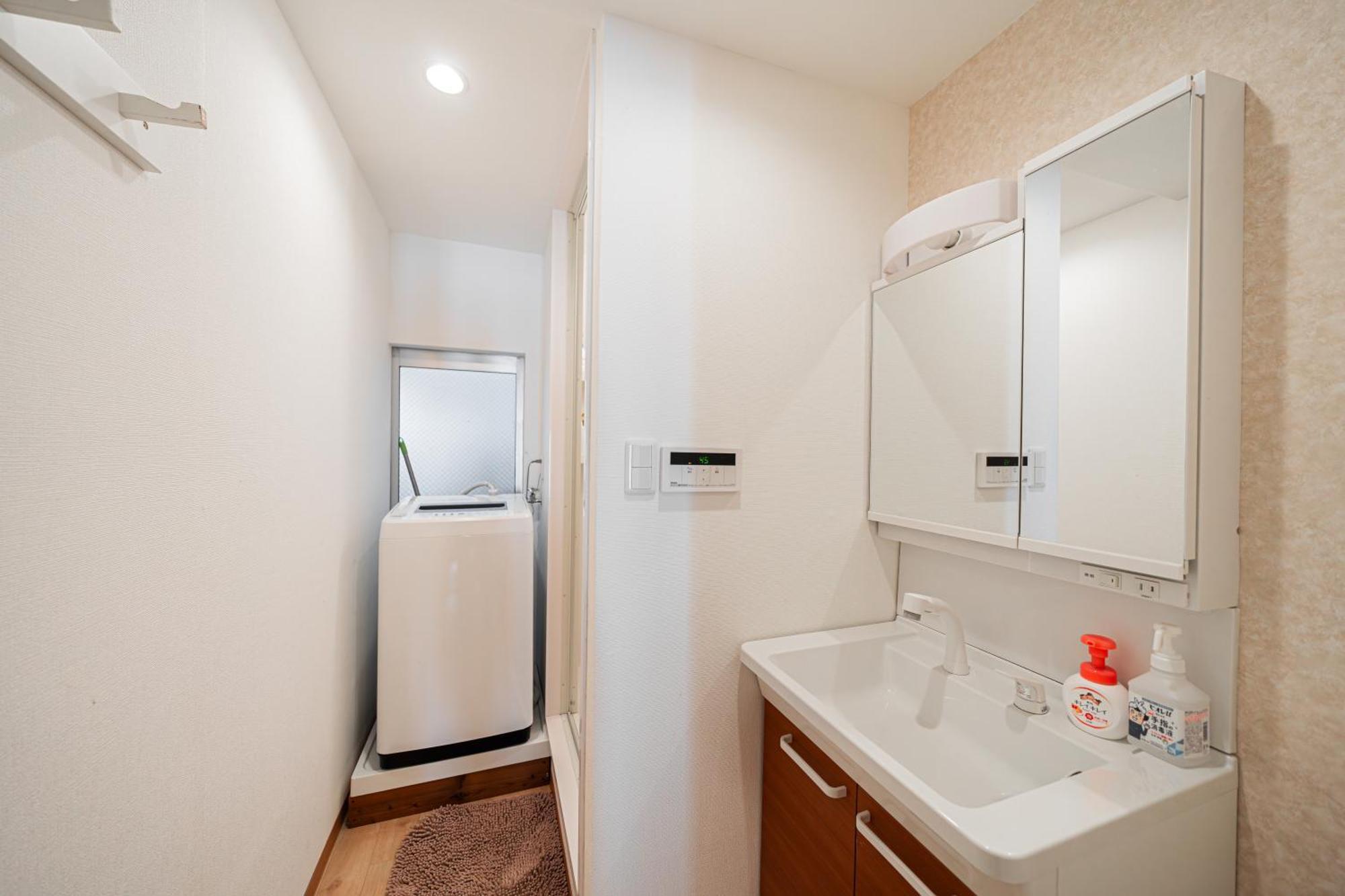 Koheitsu Tsurumibashi 6ppl House Namba Shinsaibashi Usj * Osaka