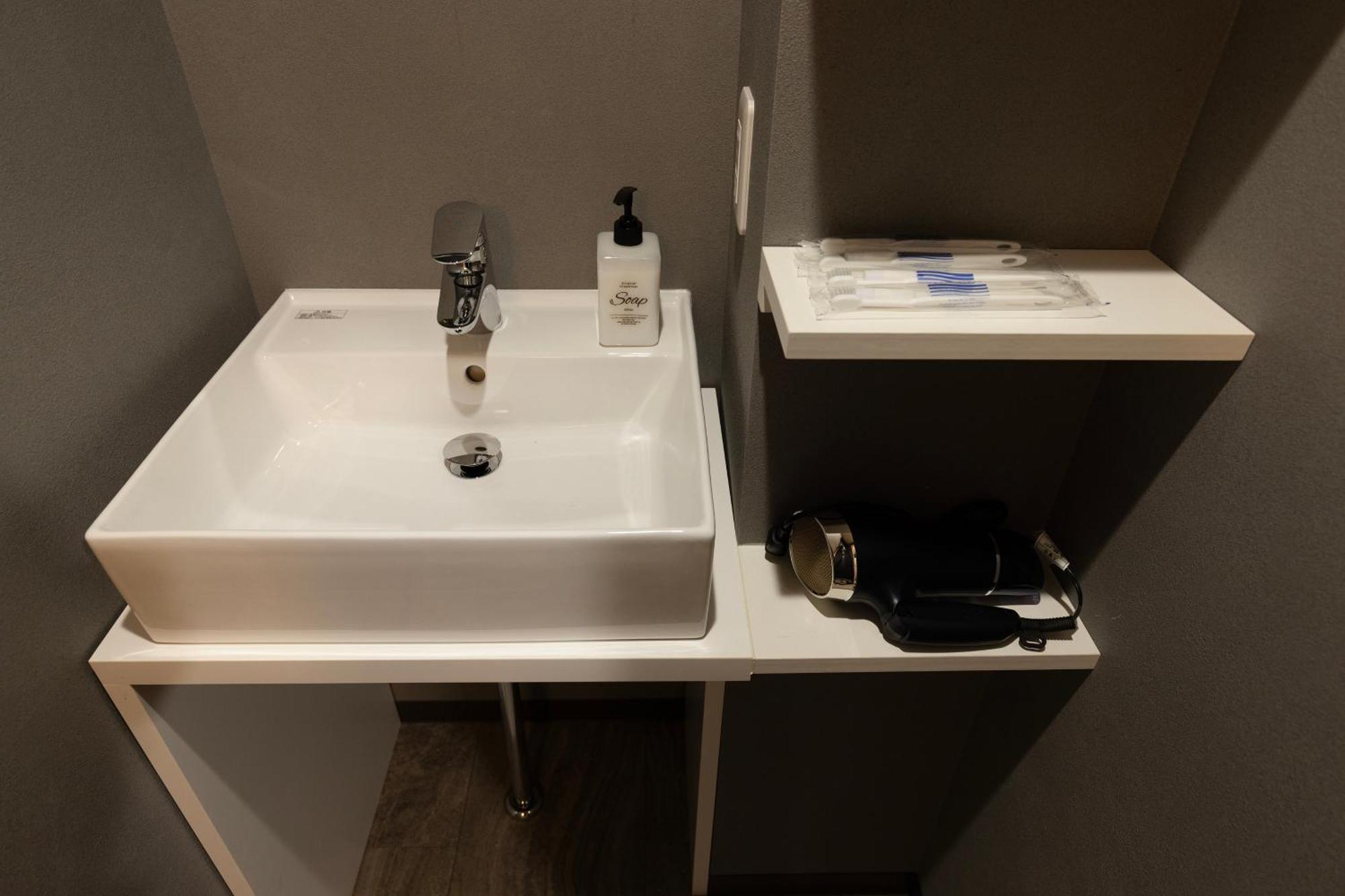 ホワイトドラゴン60 Apartment *