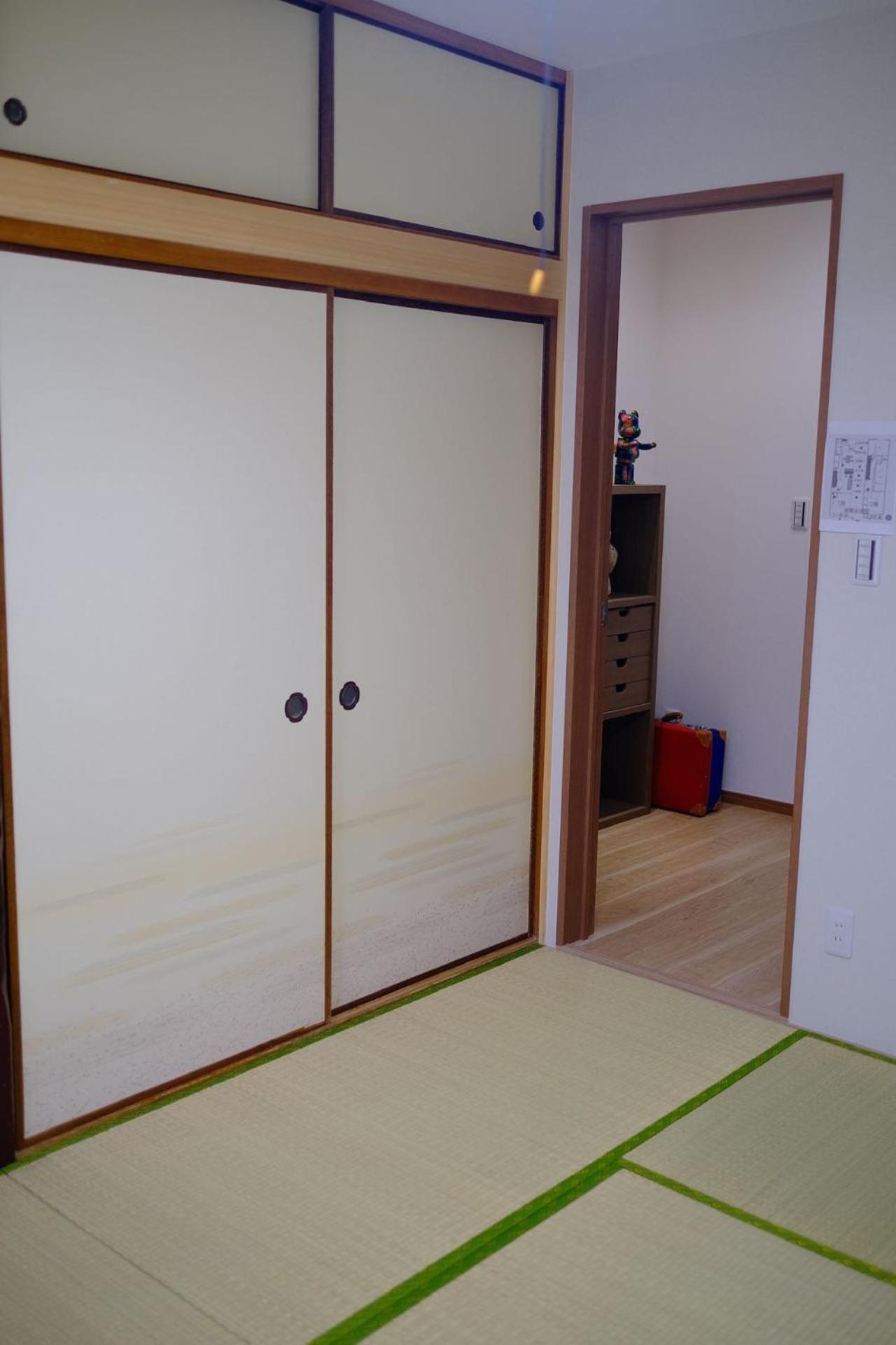 Villa 带露天浴缸全新双层别墅 3室2卫 四线电车 直达关西机场 15分钟至usj 心斋桥 难波 大阪城公园