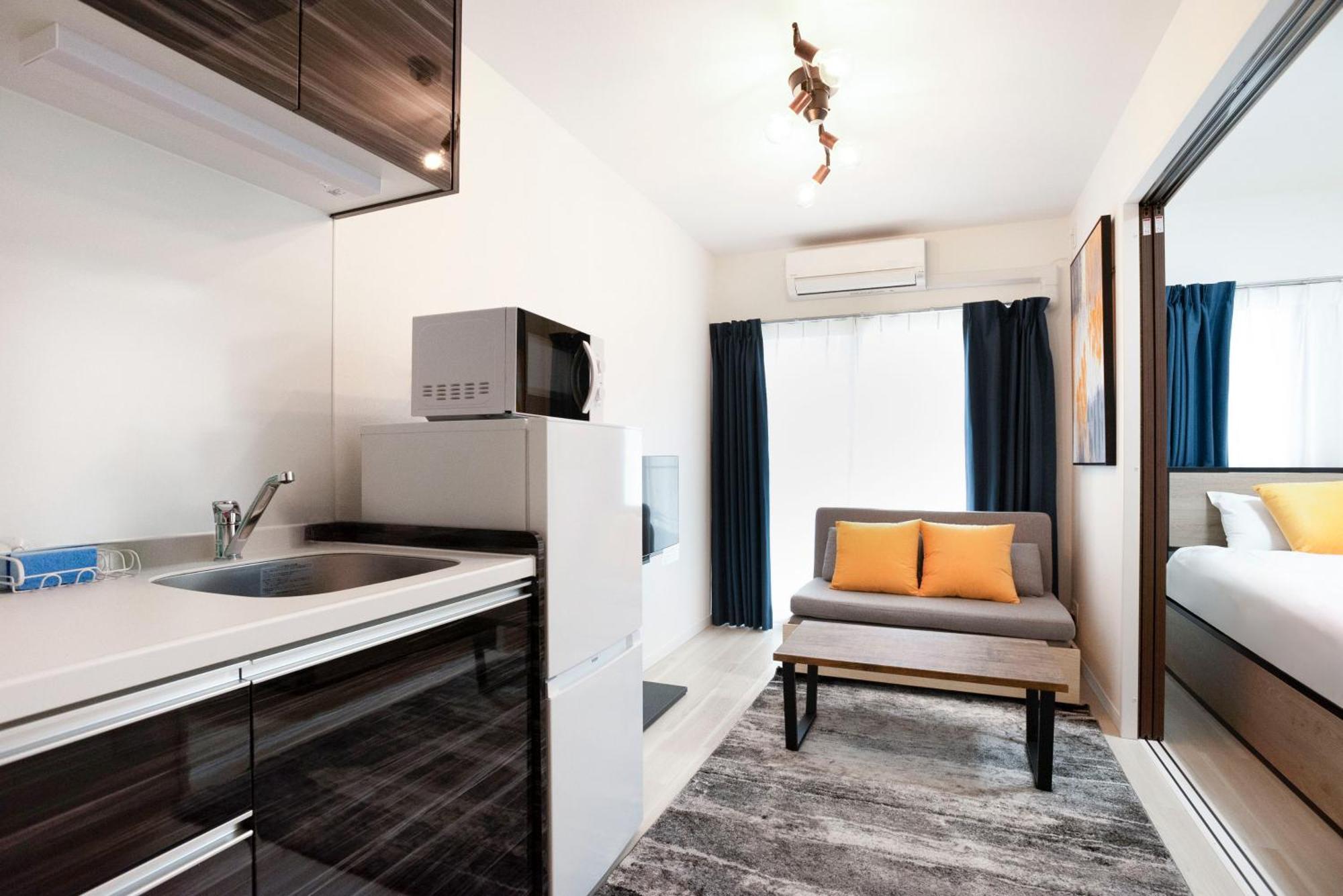 Art Shin-osaka West Apartment *
