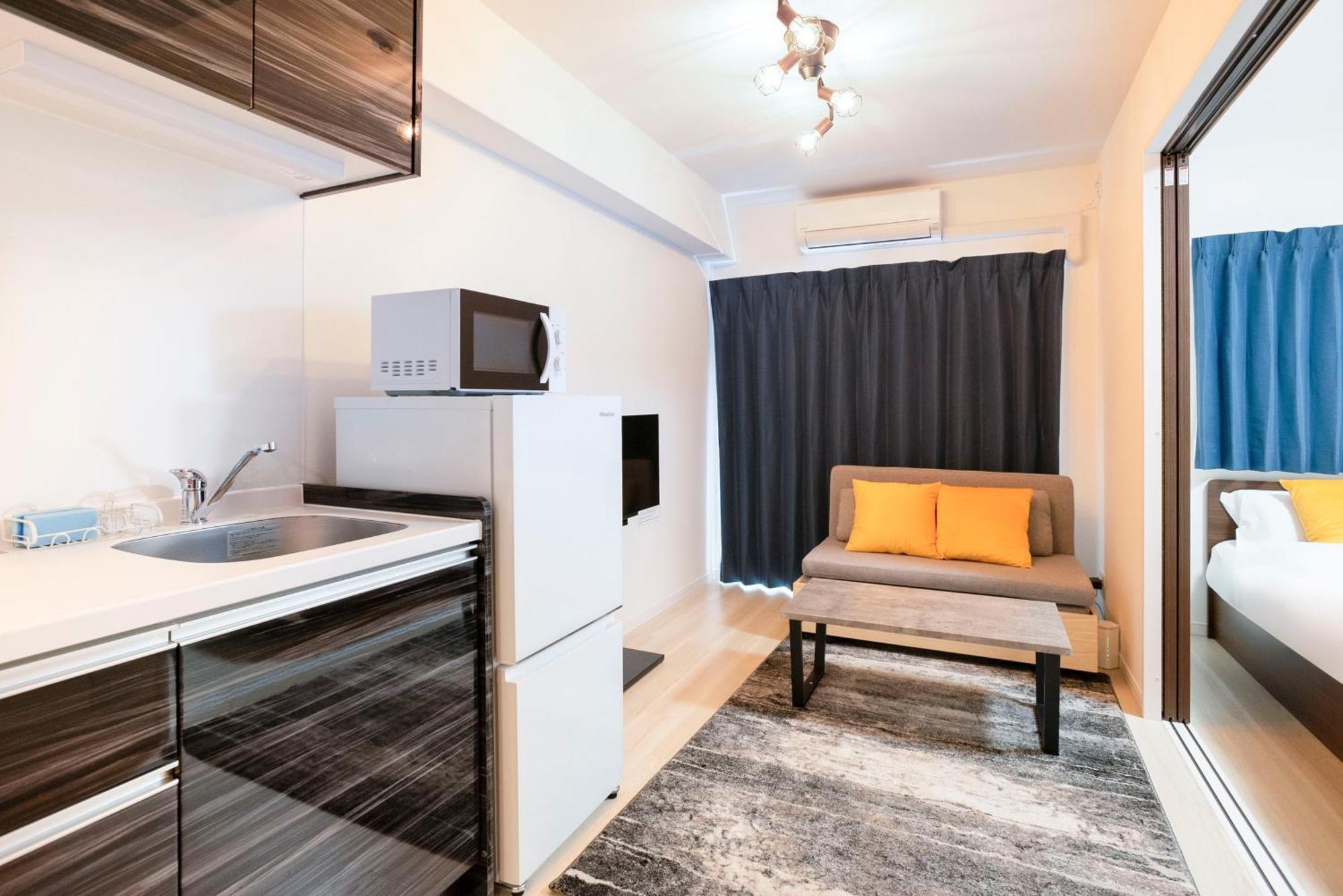 Art Shin-osaka West Apartment