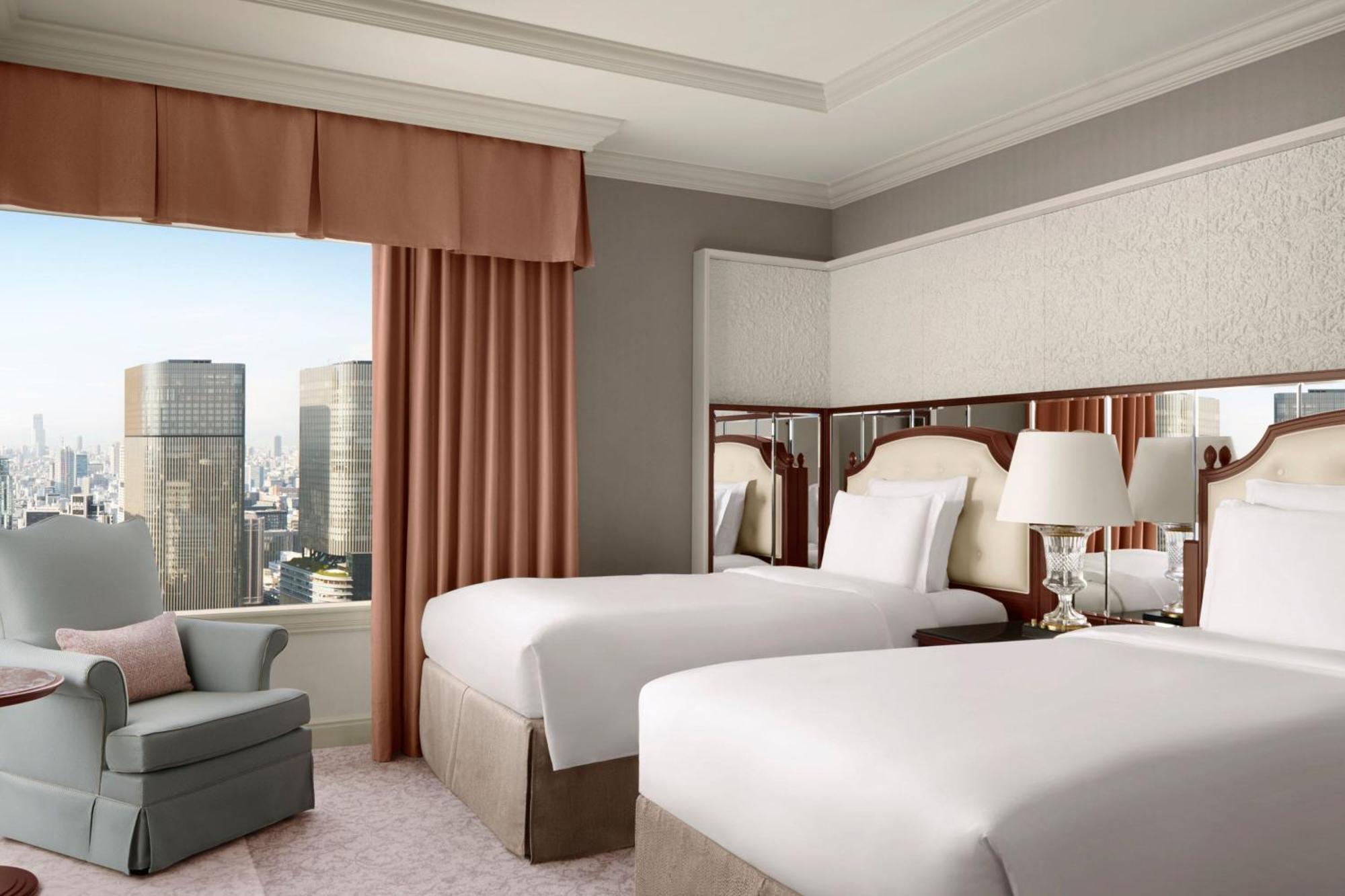 The Ritz-carlton