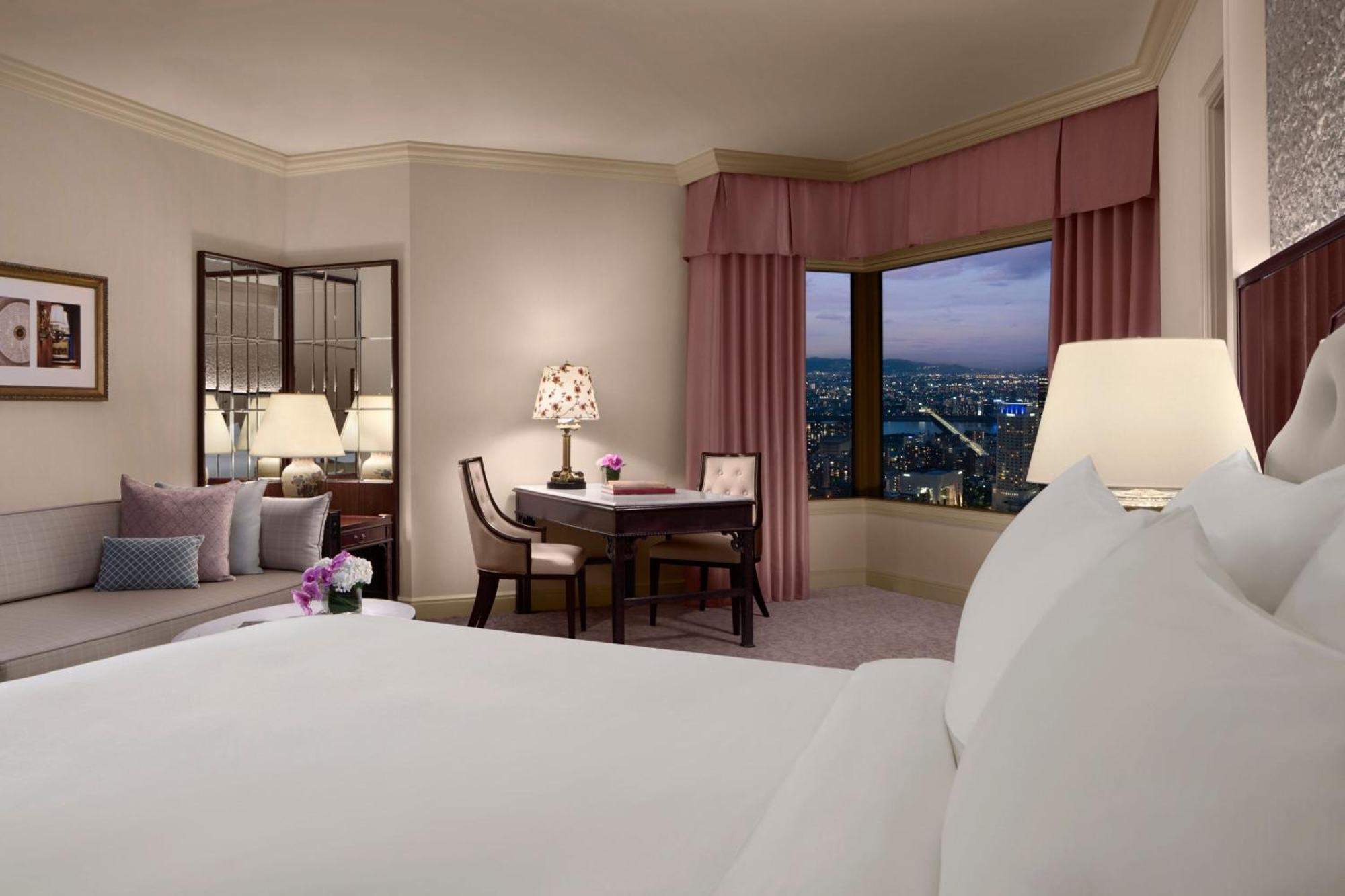 The Ritz-carlton Hotel Osaka