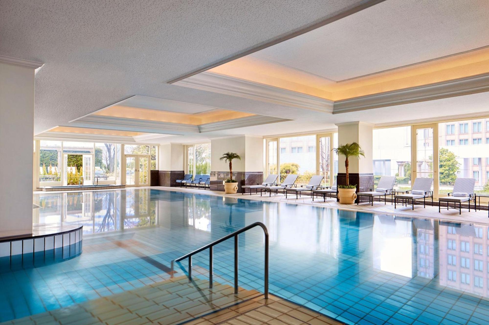 The Ritz-carlton 5*