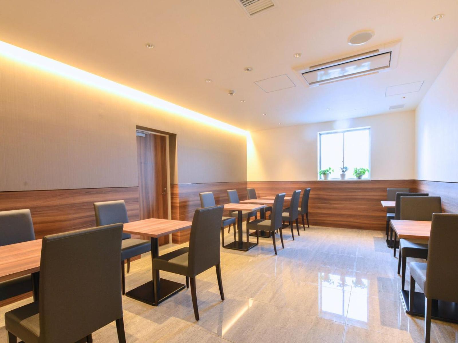 Sakura Garden Hotel 3*
