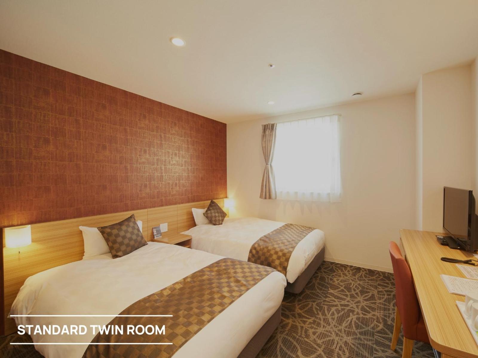 Sakura Garden Hotel 3*