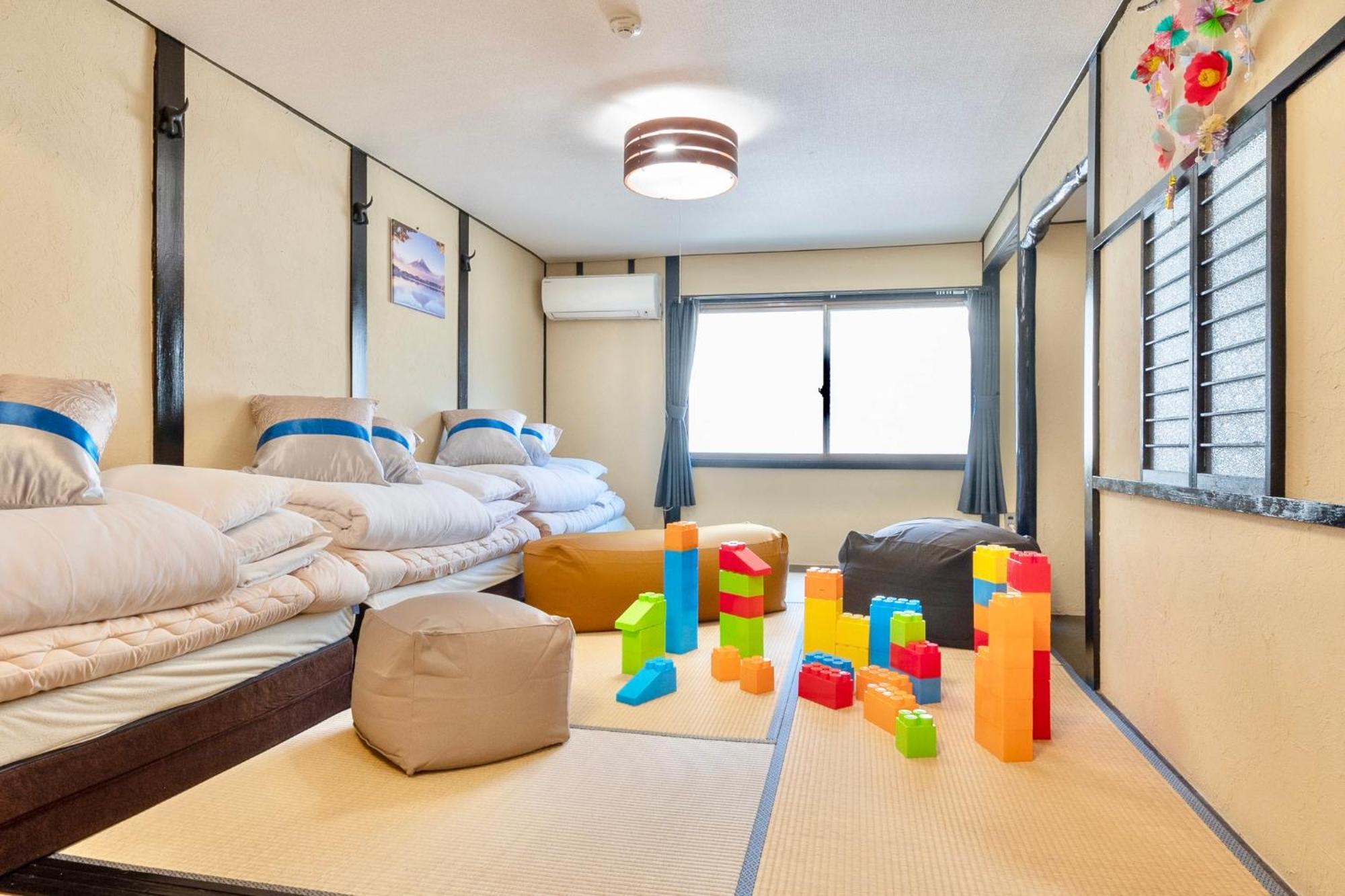Kizuna 絆 - 5 Bedding In 2 Tatami Rooms, Max 11, 1 And A Half Bath Rooms, 30min To Usj, Kaiyukan Aquarium & Namba, 12min To Kyocera Dome, , Japanese Style Private House * Osaka