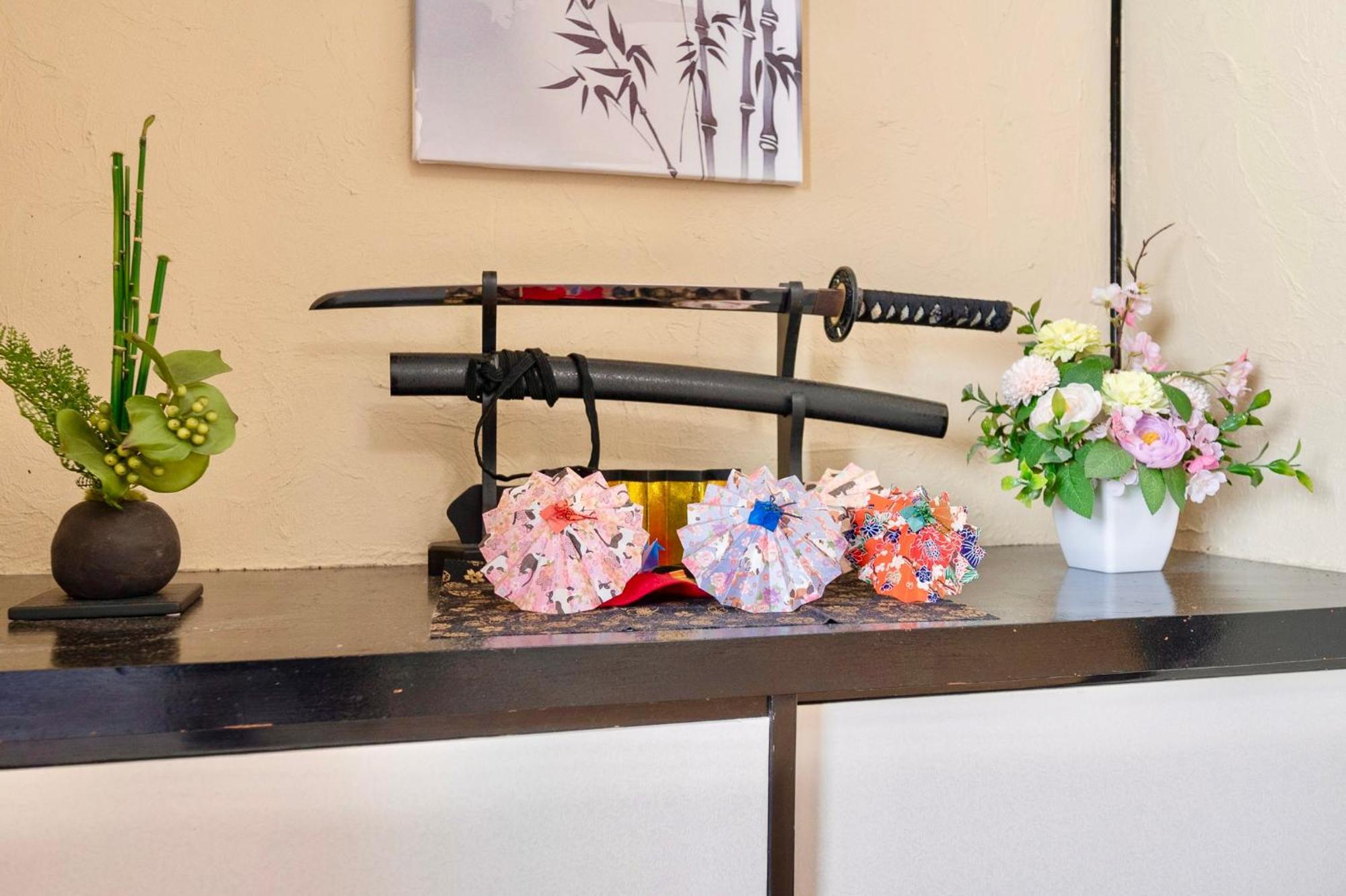 Kizuna 絆 - 5 Bedding In 2 Tatami Rooms, Max 11, 1 And A Half Bath Rooms, 30min To Usj, Kaiyukan Aquarium & Namba, 12min To Kyocera Dome, , Japanese Style Private House Apartment *