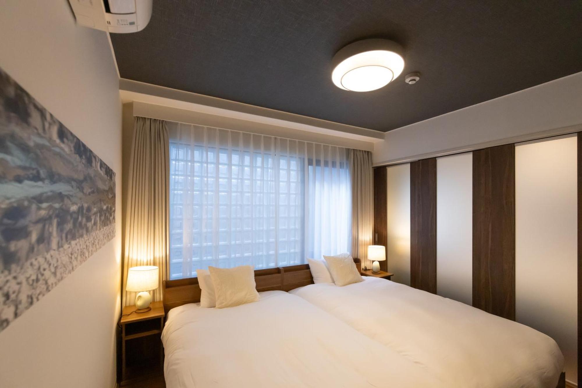Atrium Deluxe - Self Check-in Only * Osaka