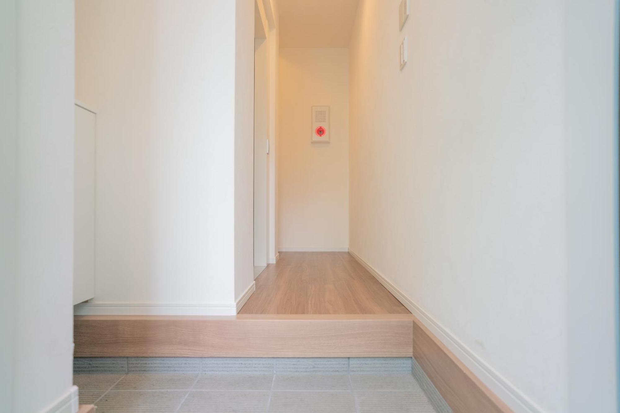 中道ikanikan　roomb Apartment