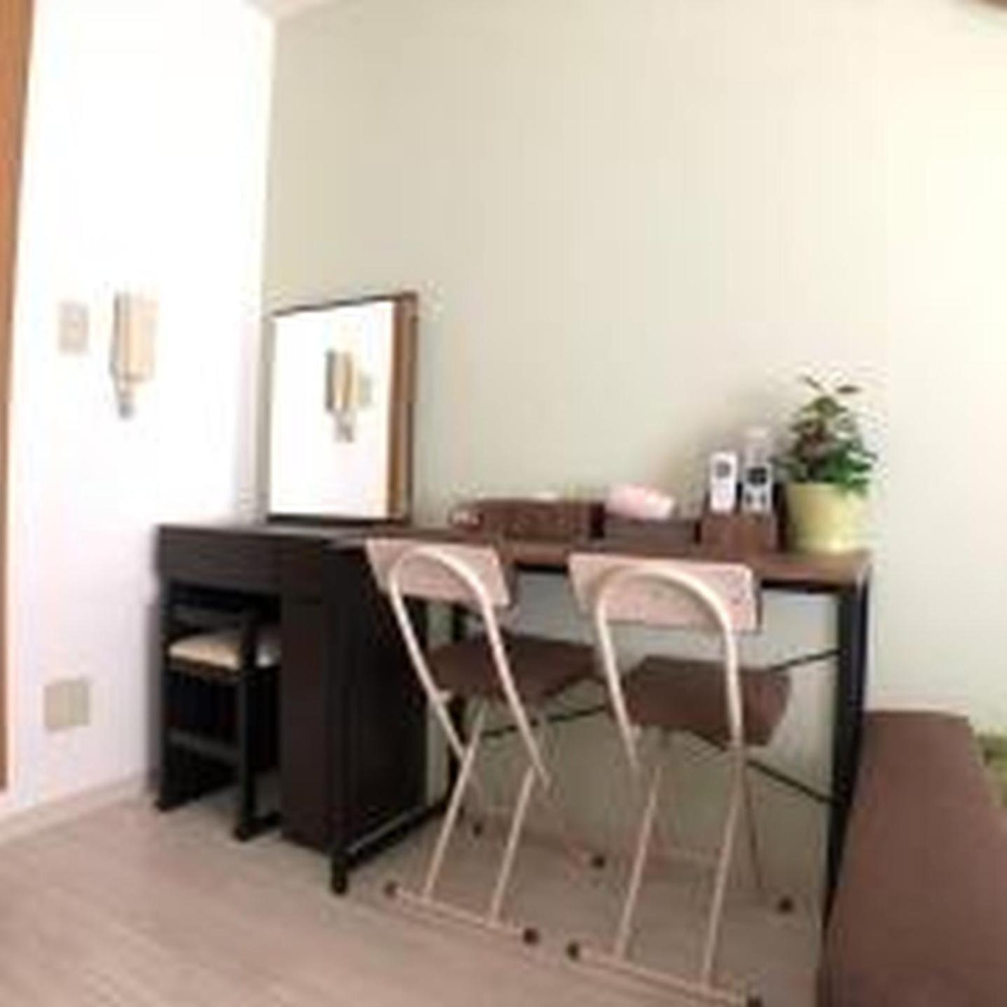 Apartment コンフィデンスロン502 Osaka