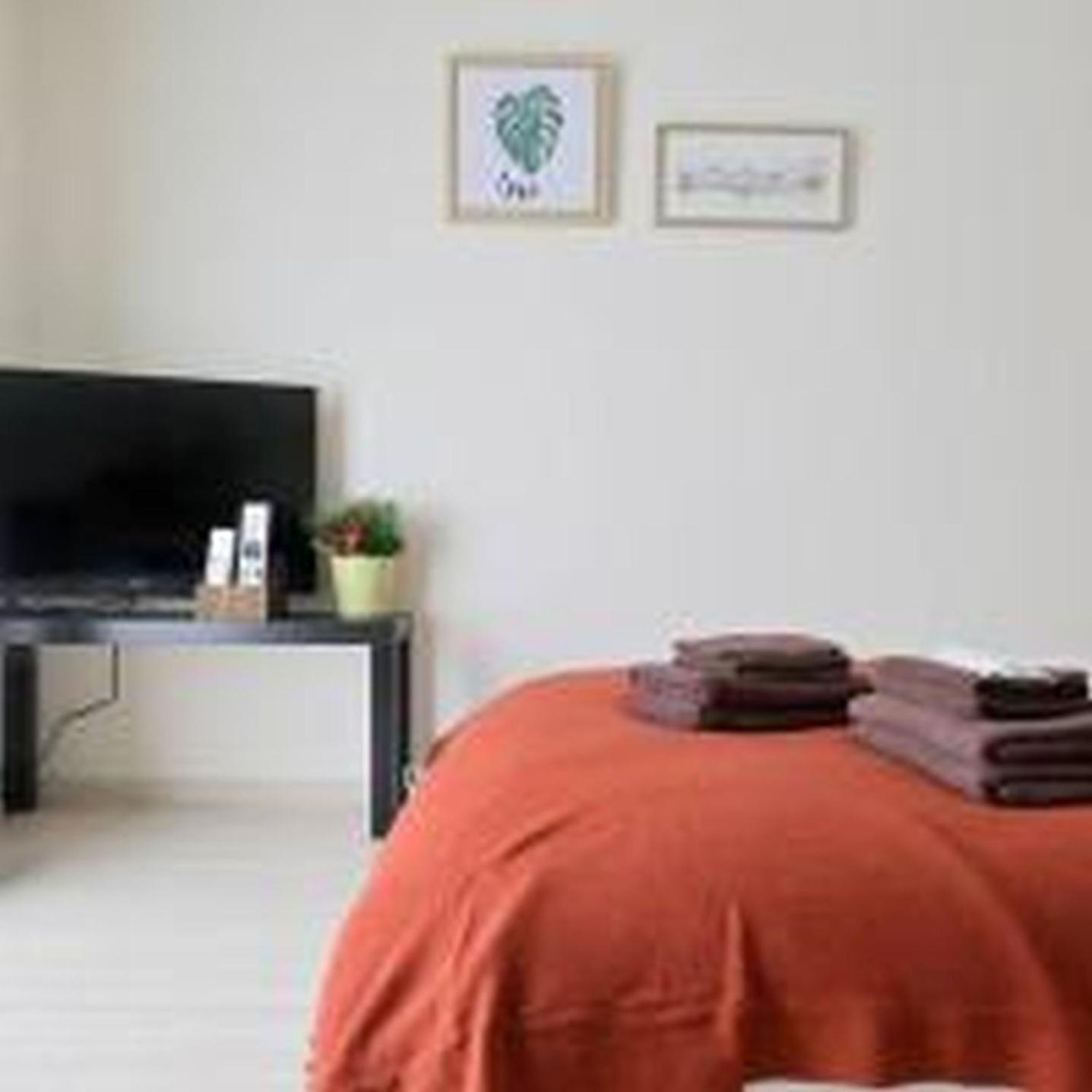 コンフィデンスロン502 Apartment