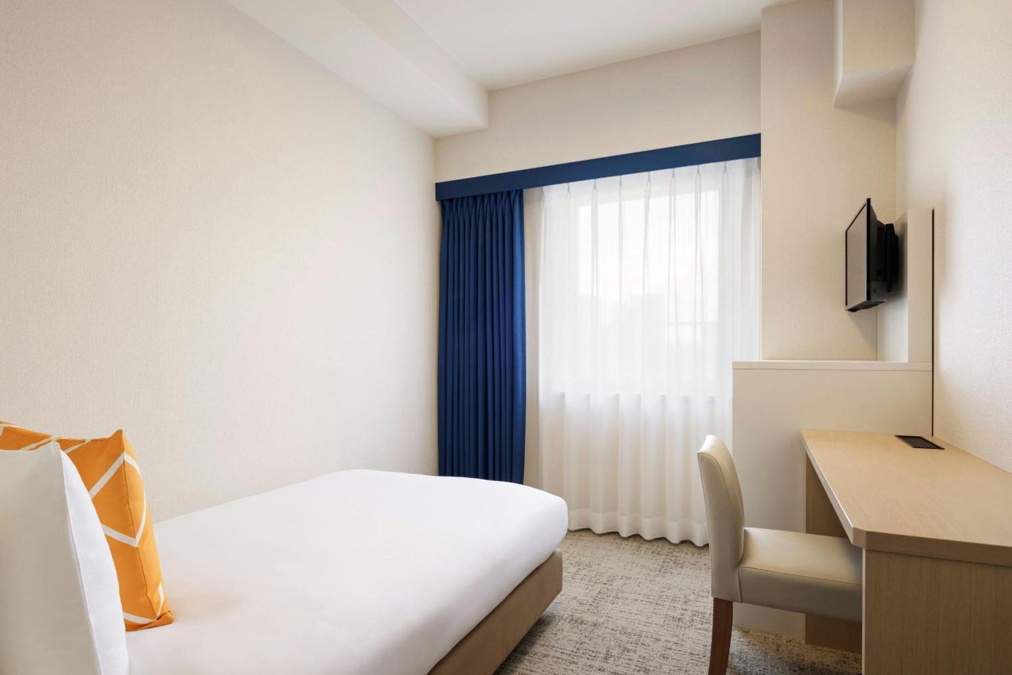Four Points Flex By Sheraton Honmachi Hotel