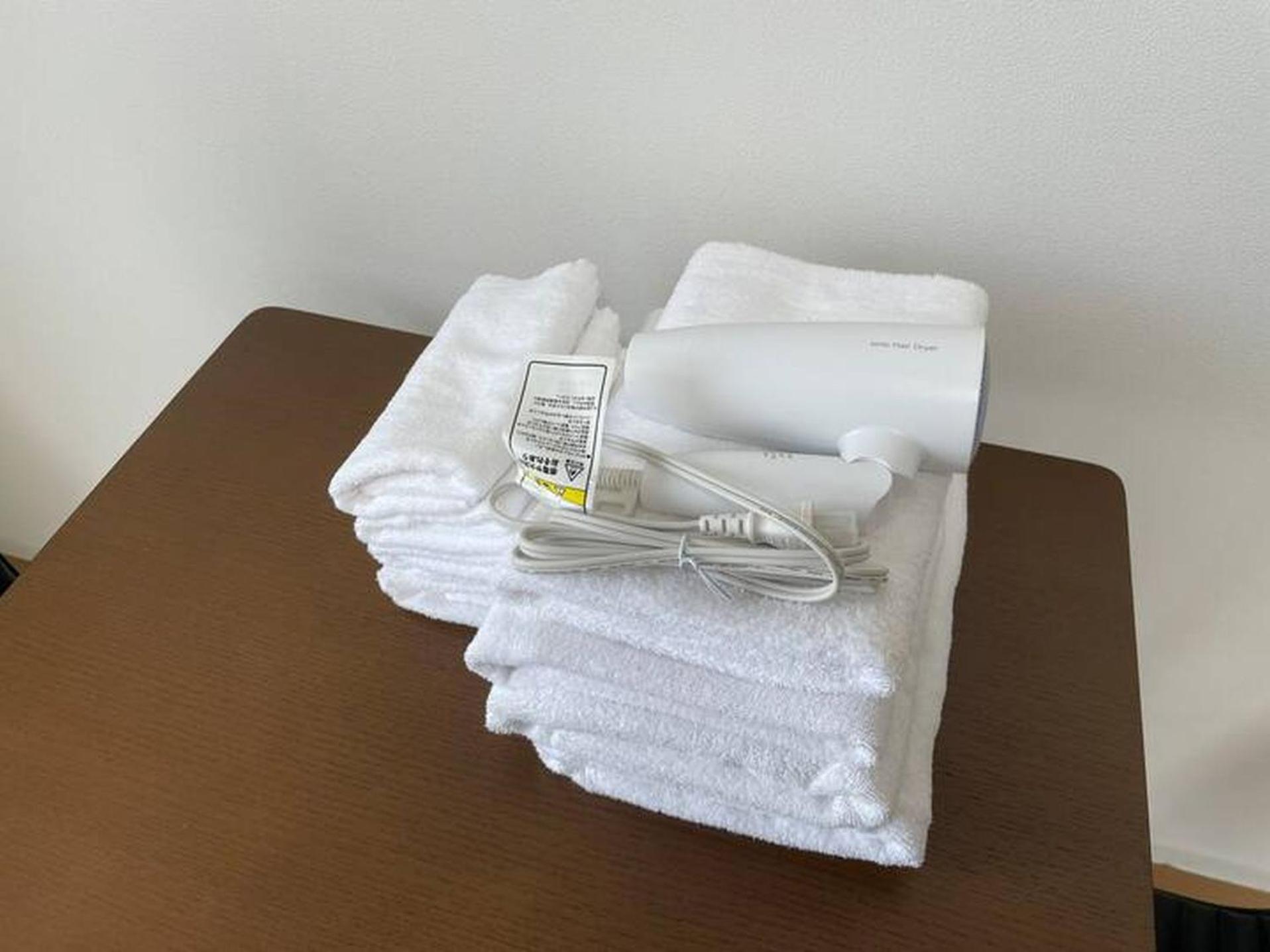 Apartment ロカンダ新大阪702