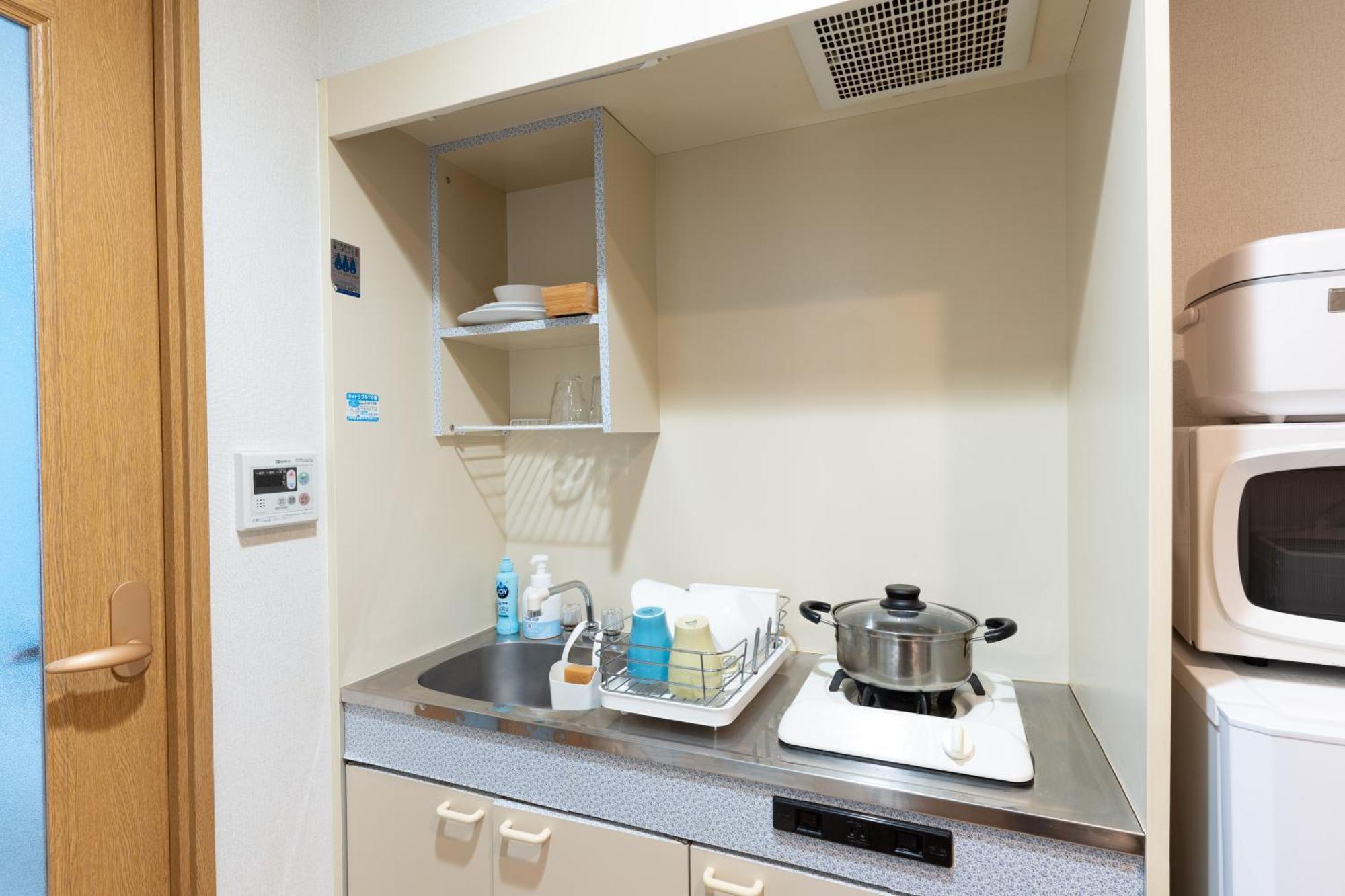 Apartment コンフィデンスロン204 Osaka