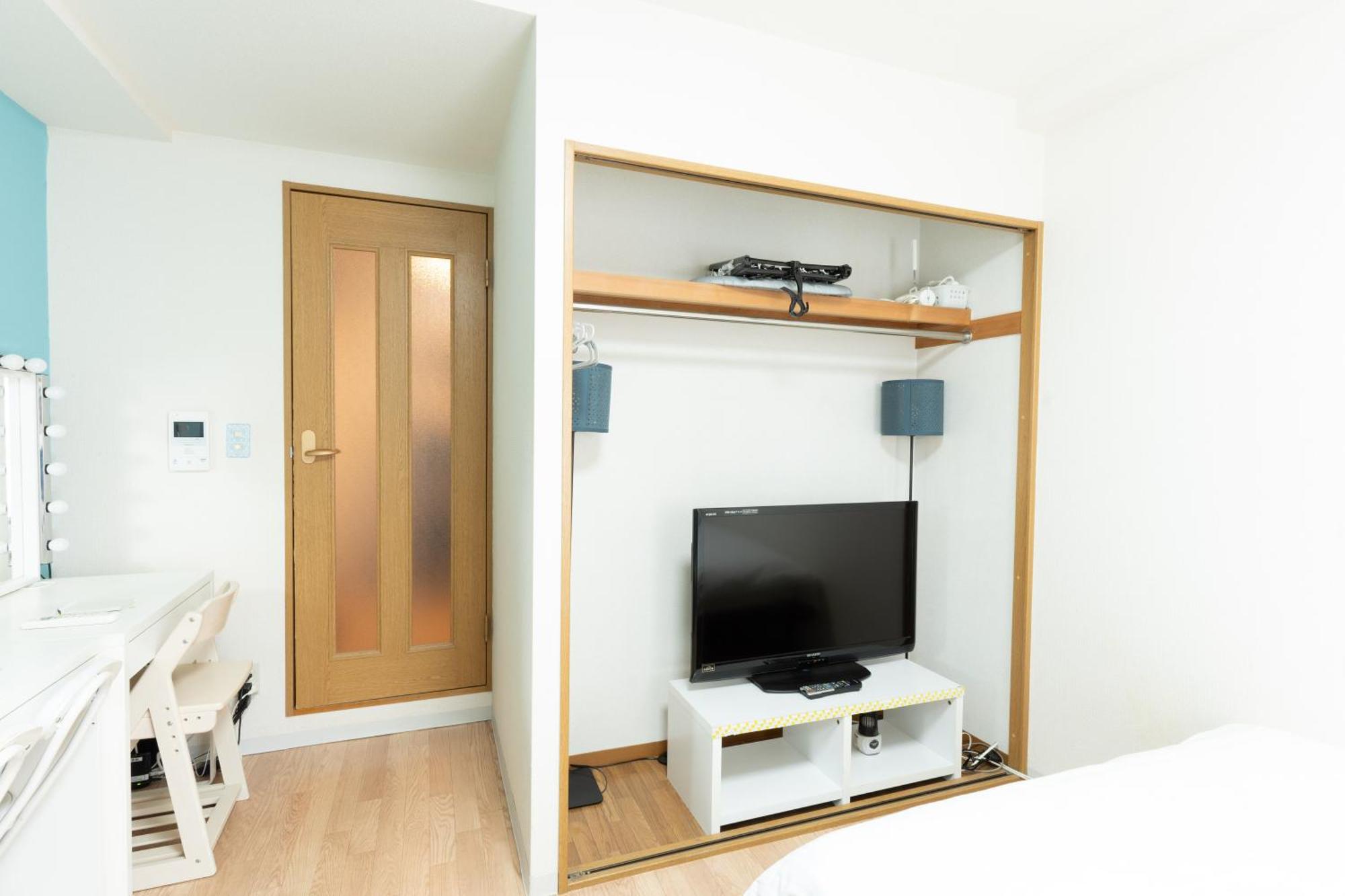 コンフィデンスロン204 Apartment *