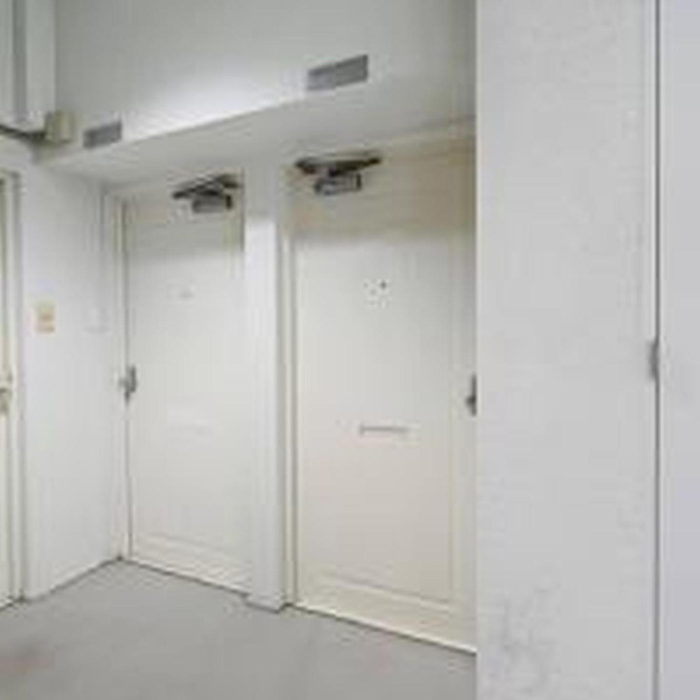ファースト南堀江601 Apartment