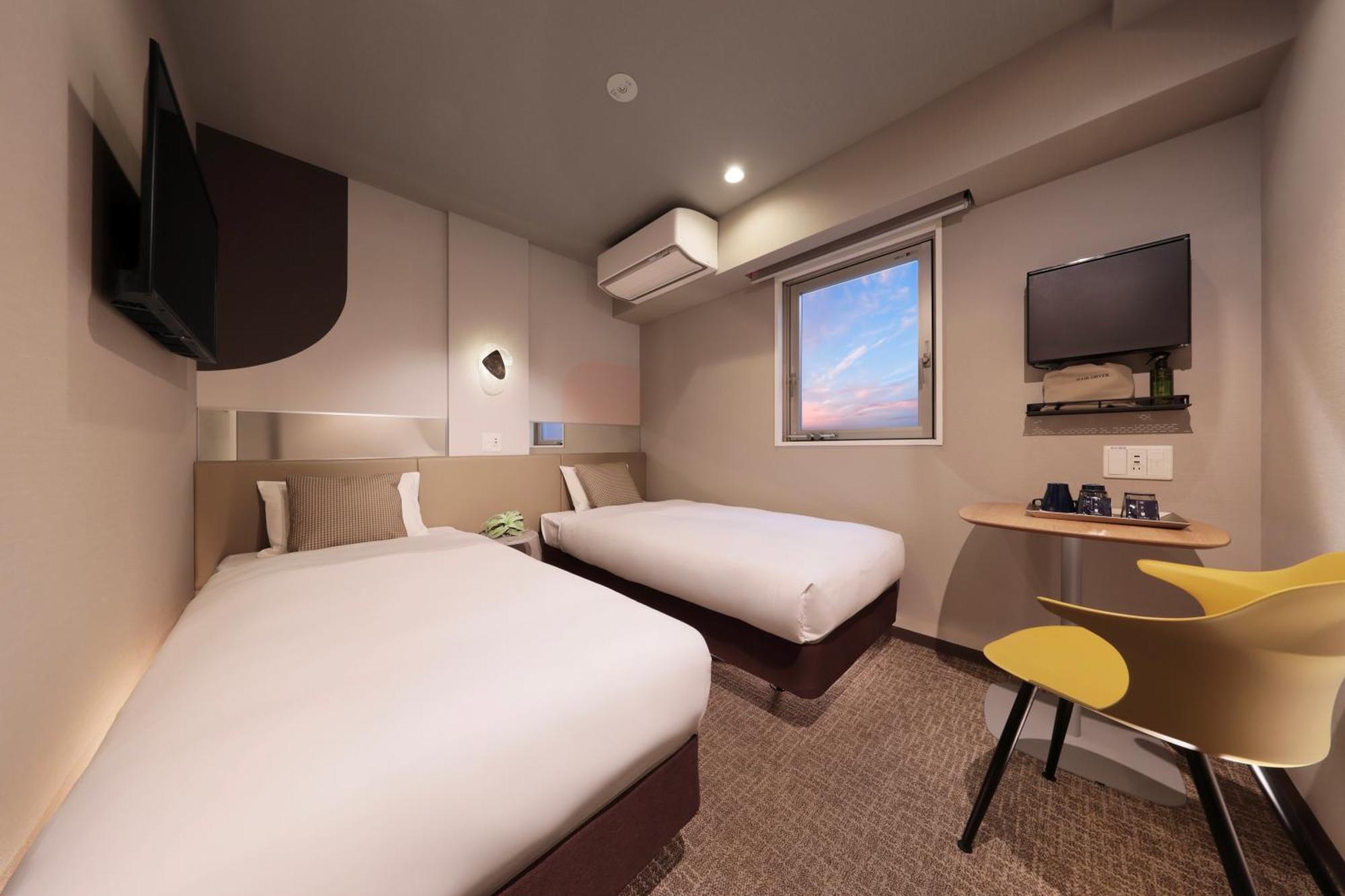 Hotel Tennouji Crystal 4*