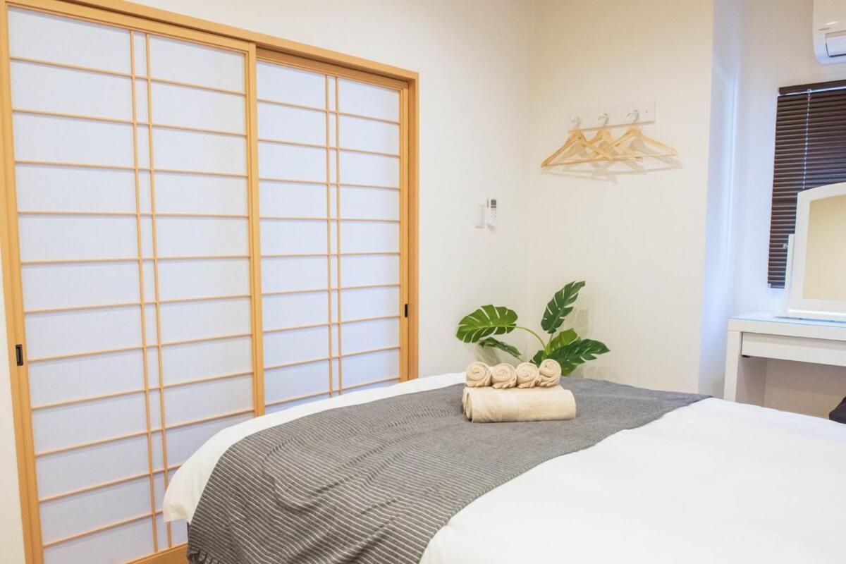 Apartment Namba Shinsaibashi Holly201 Osaka