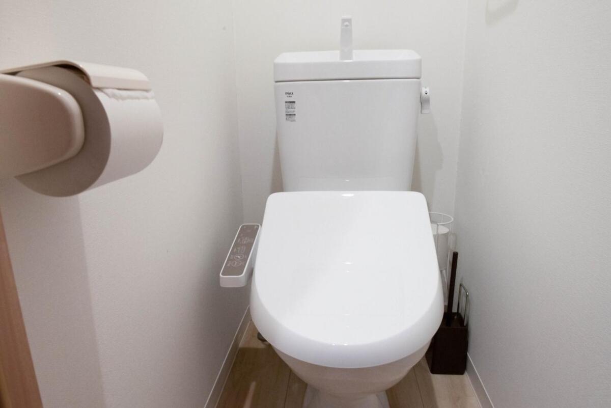 Namba Shinsaibashi Holly201 Apartment