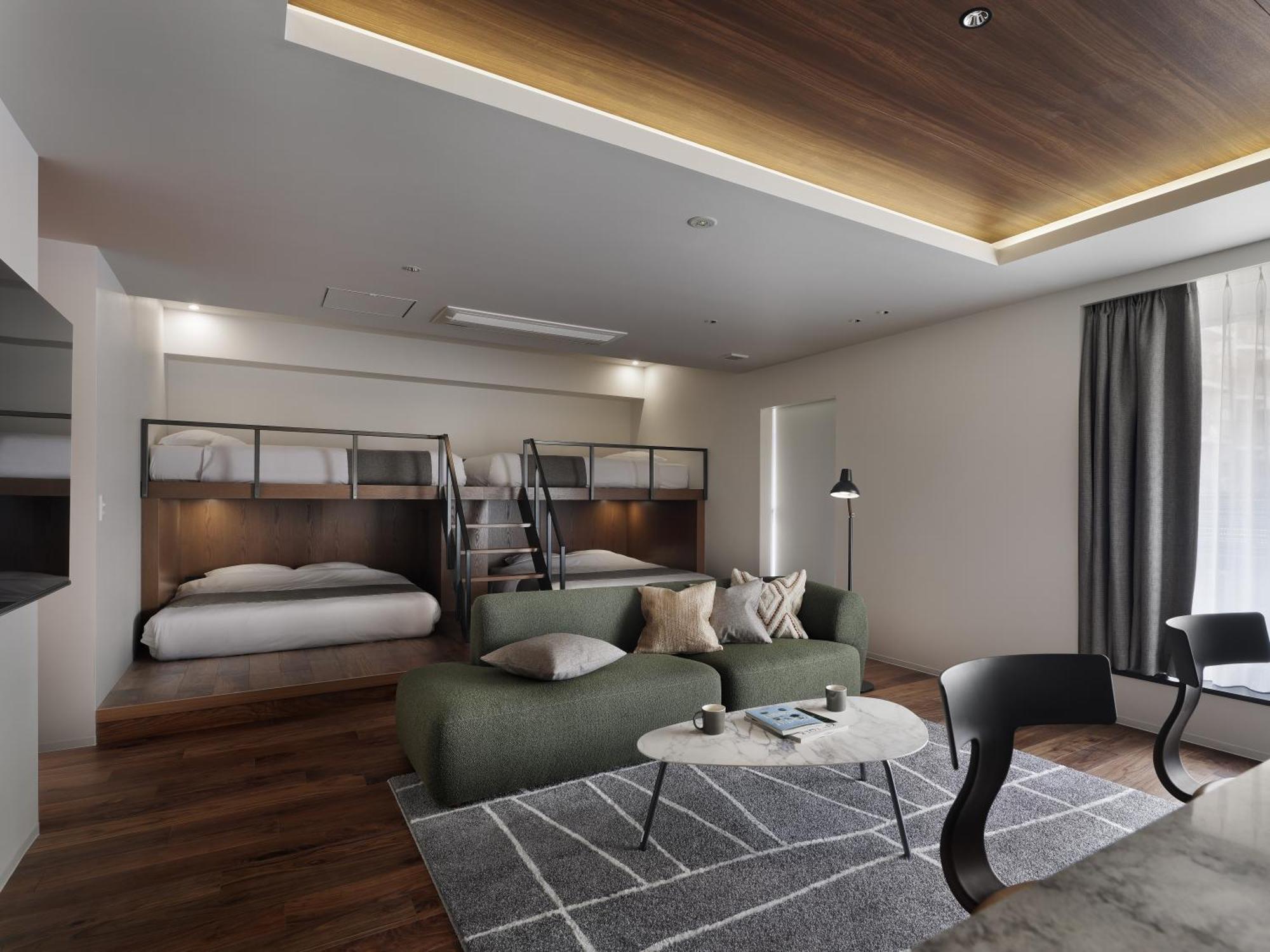 30 Pieces Namba Aparthotel