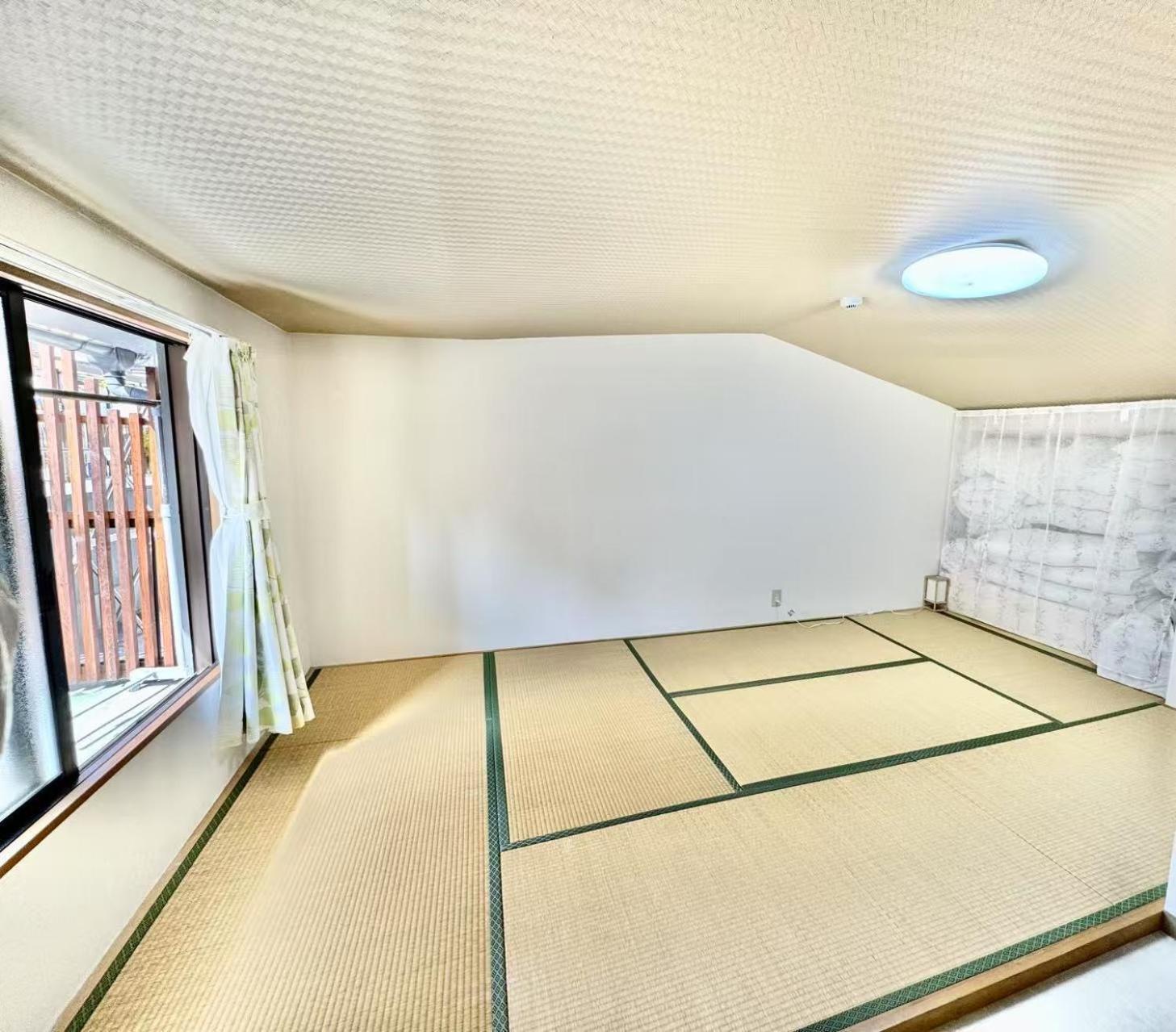 Modern And Traditional Fusion In Umeda 3-min Walk To Subway Ideal For Families And Groups *