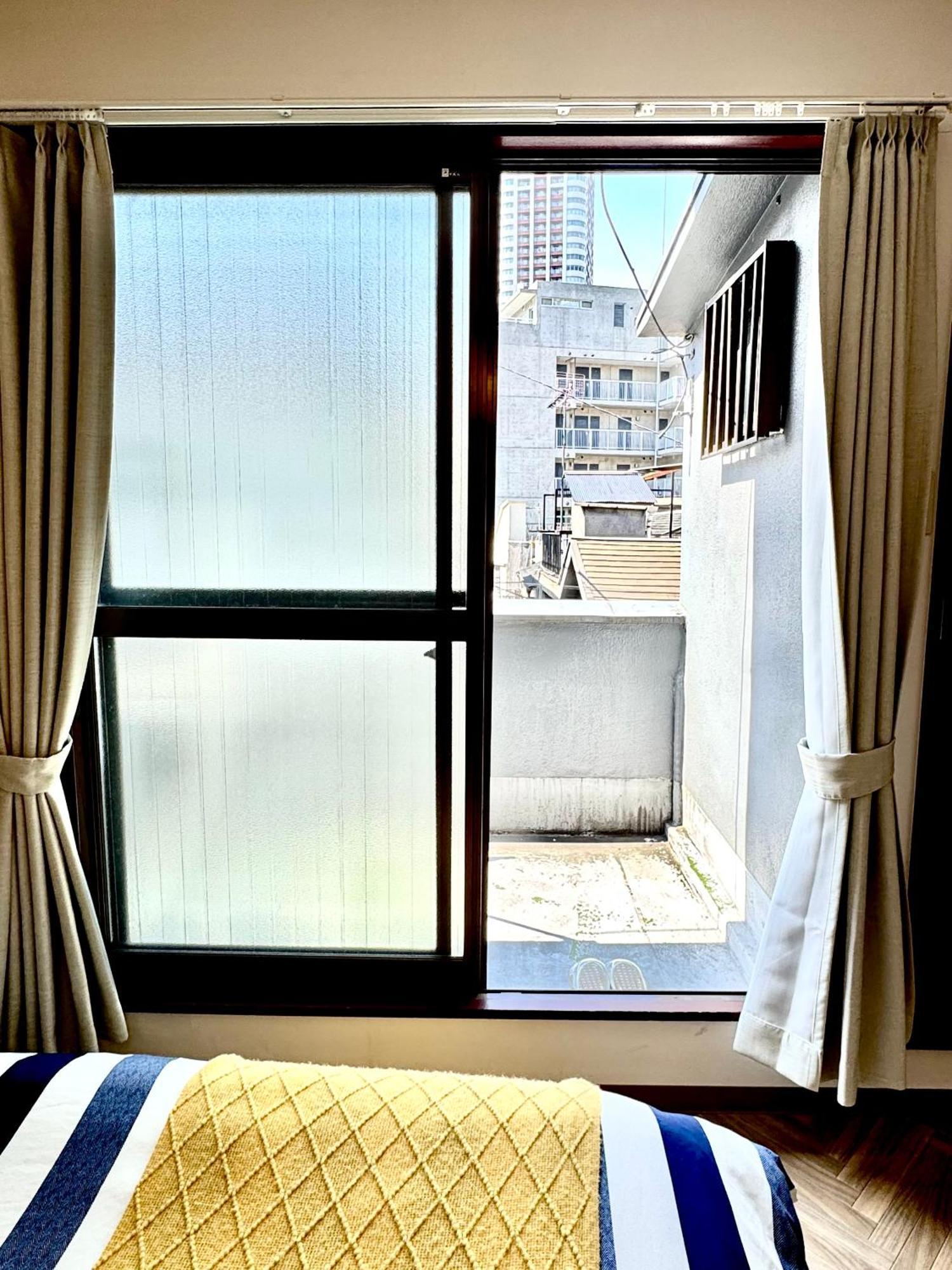 Modern And Traditional Fusion In Umeda 3-min Walk To Subway Ideal For Families And Groups Villa