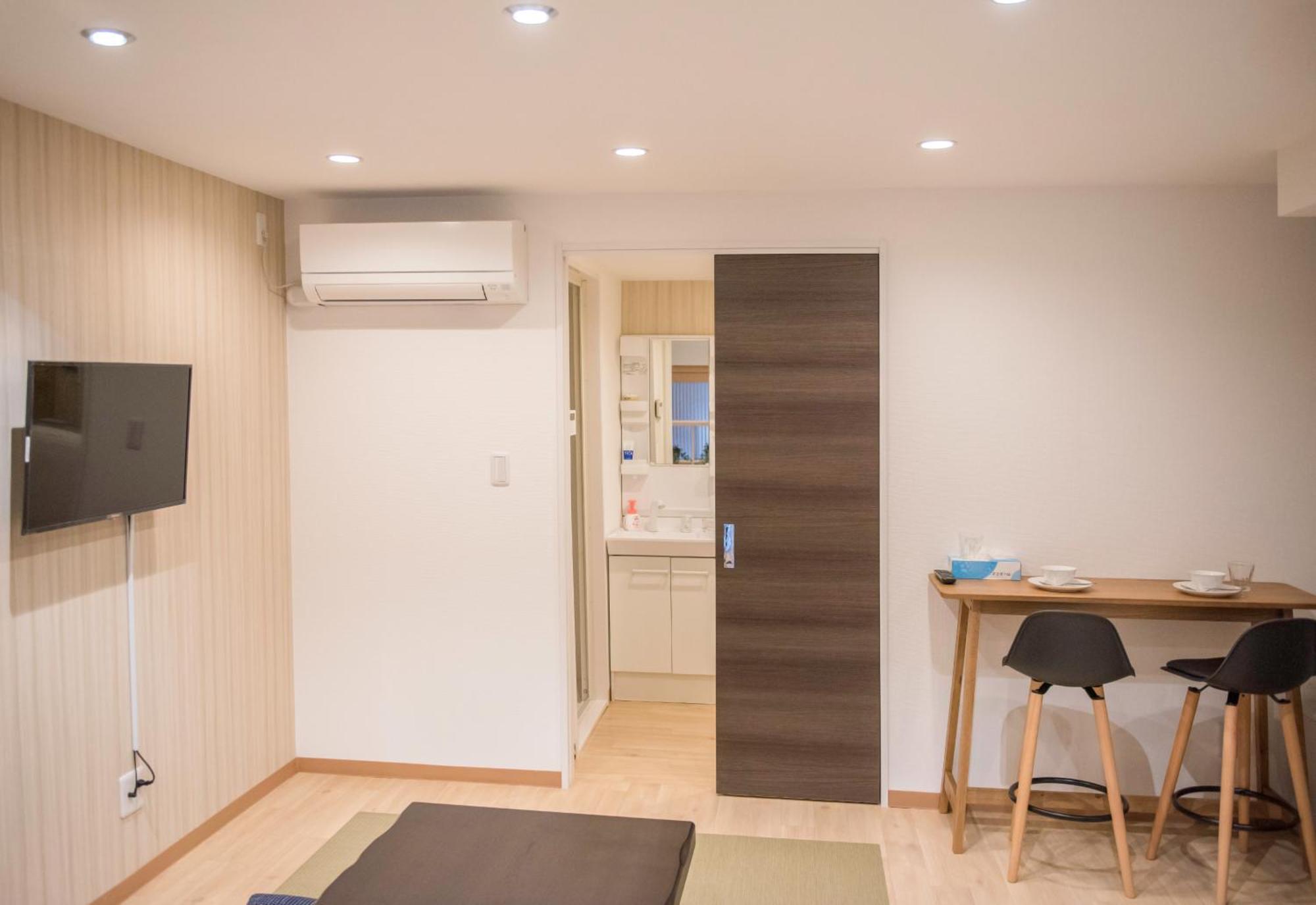 Stayhome 4ppl House 2min-station 2stop-namba Holiday home