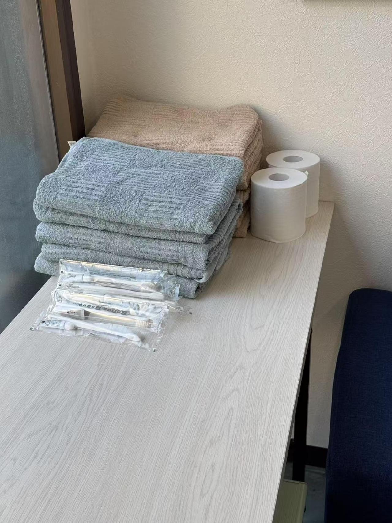 ホステル今鶴 四人部屋 402号室 * Osaka