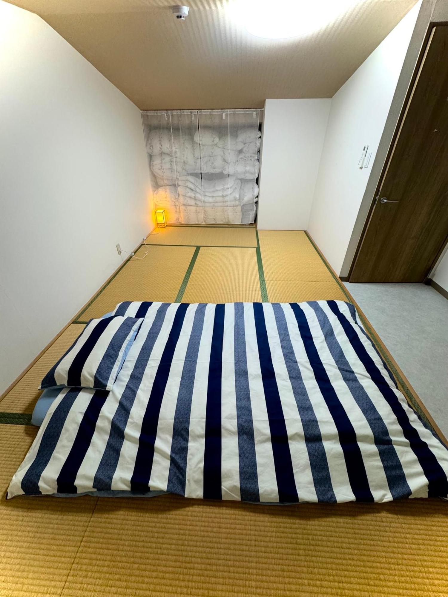 Modern And Traditional Fusion In Umeda 3-min Walk To Subway Ideal For Families And Groups Osaka