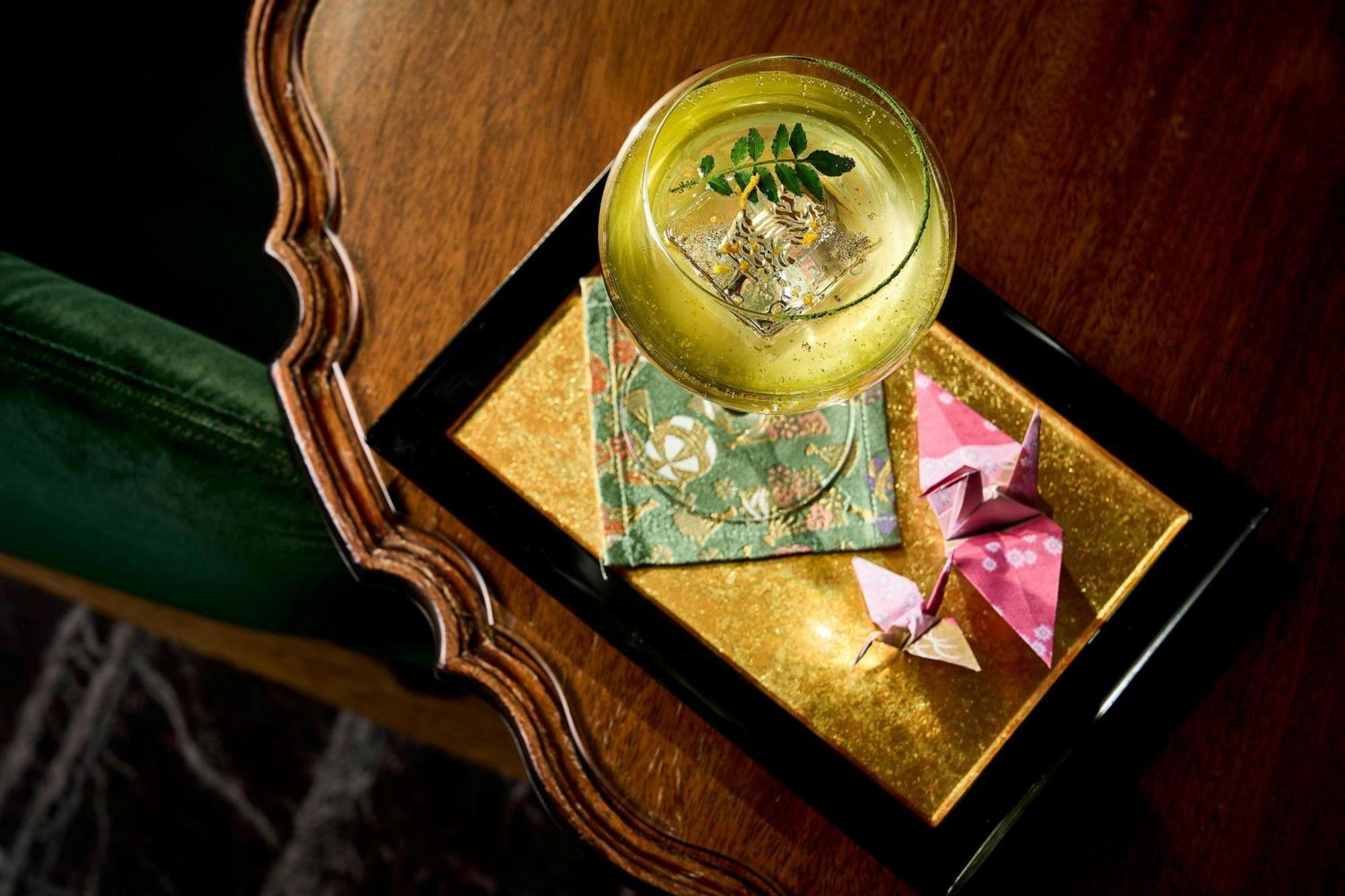The Ritz-carlton Hotel 5*