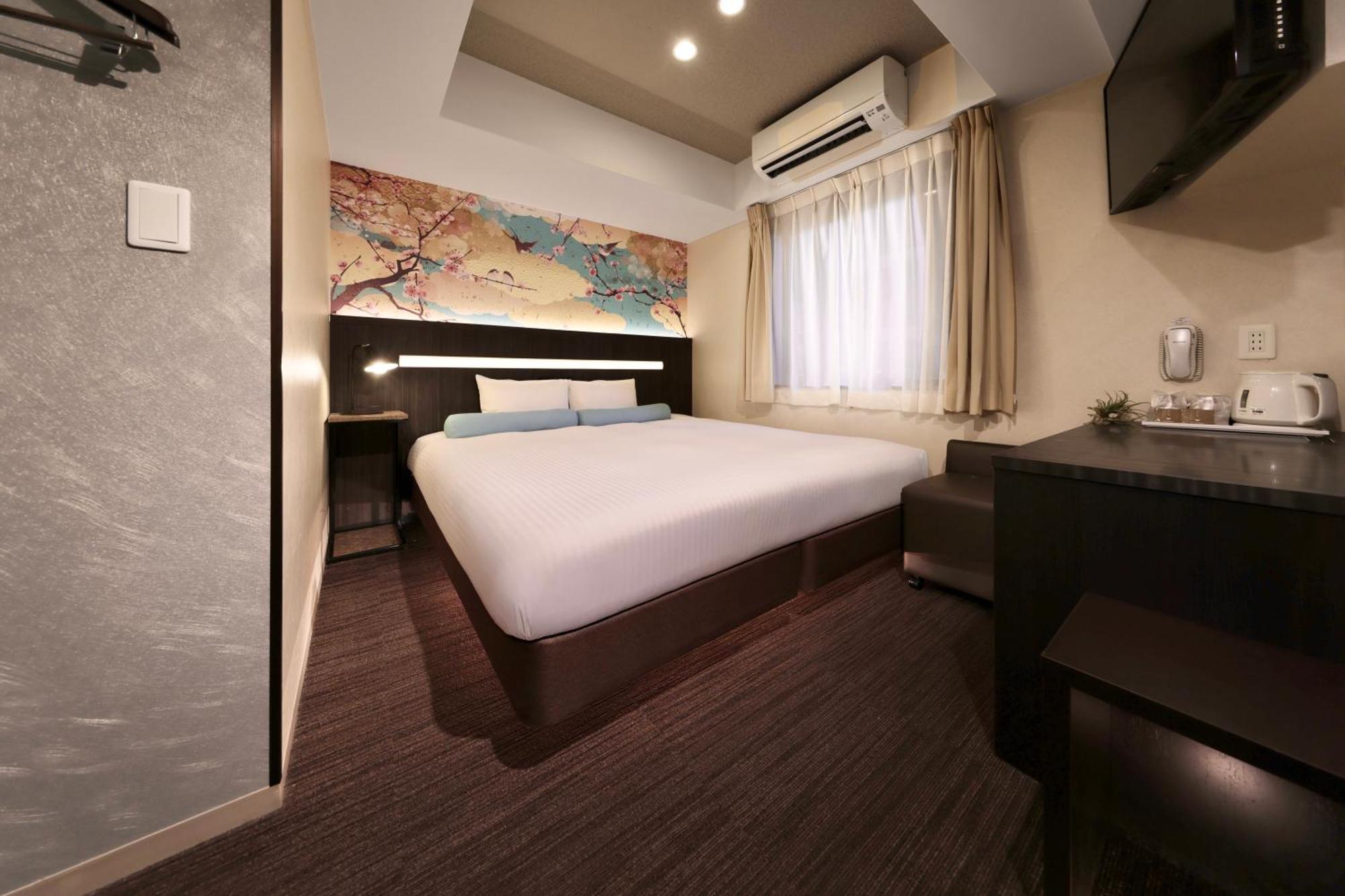 Hotel Kuromon Crystal