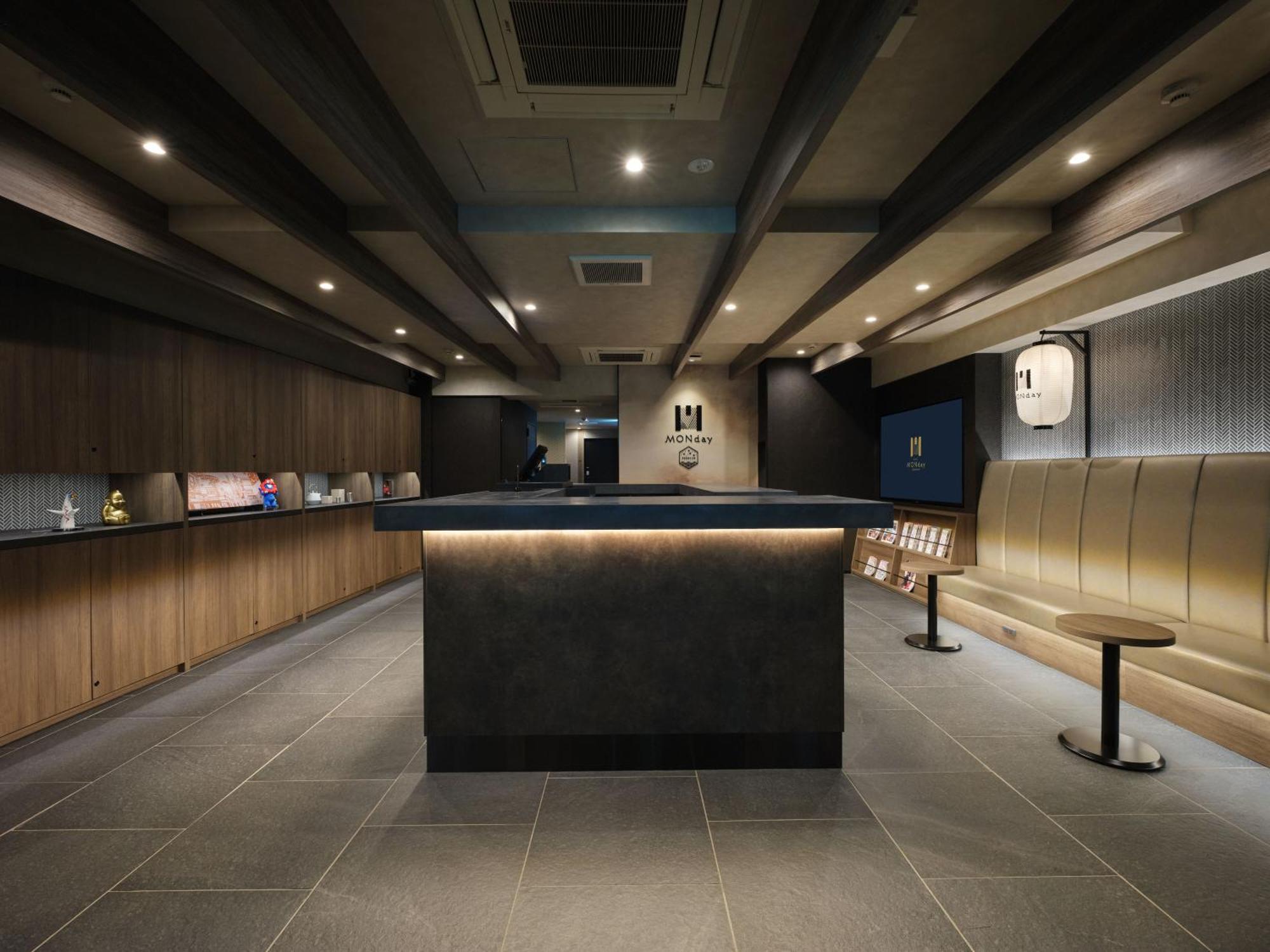 Monday Premium Namba West Aparthotel 4*