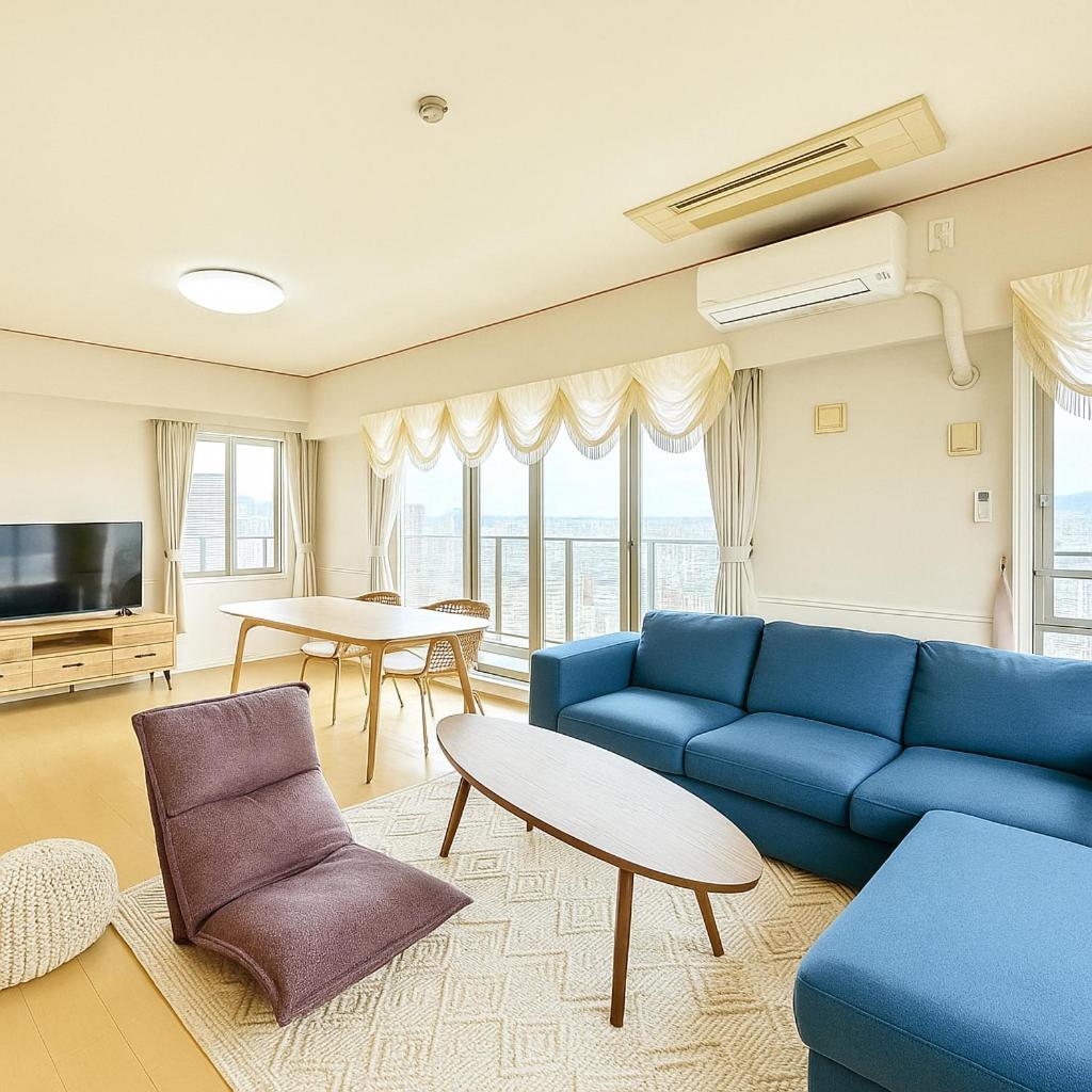 Luxury 3 Bedroom Namba Skyscraper - 400 Ft High & 300 Sq Ft Wrap Around Balcony - 112 Sq Meters - 1,200 Sq Ft - Parking - 180 Degrees Views - 2024 Toyota Voxy Be Packaged With Apartment *