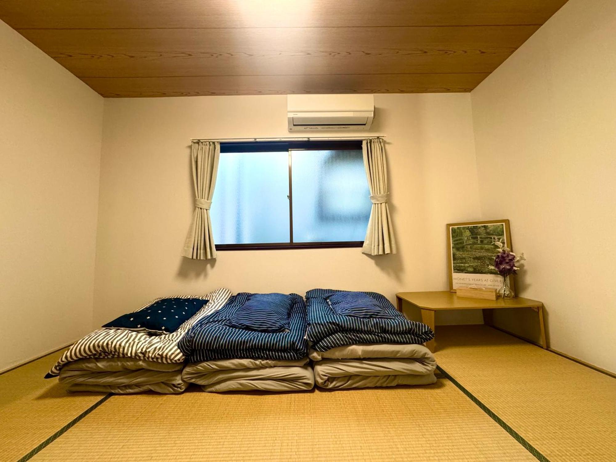 Modern And Traditional Fusion In Umeda 3-min Walk To Subway Ideal For Families And Groups Osaka