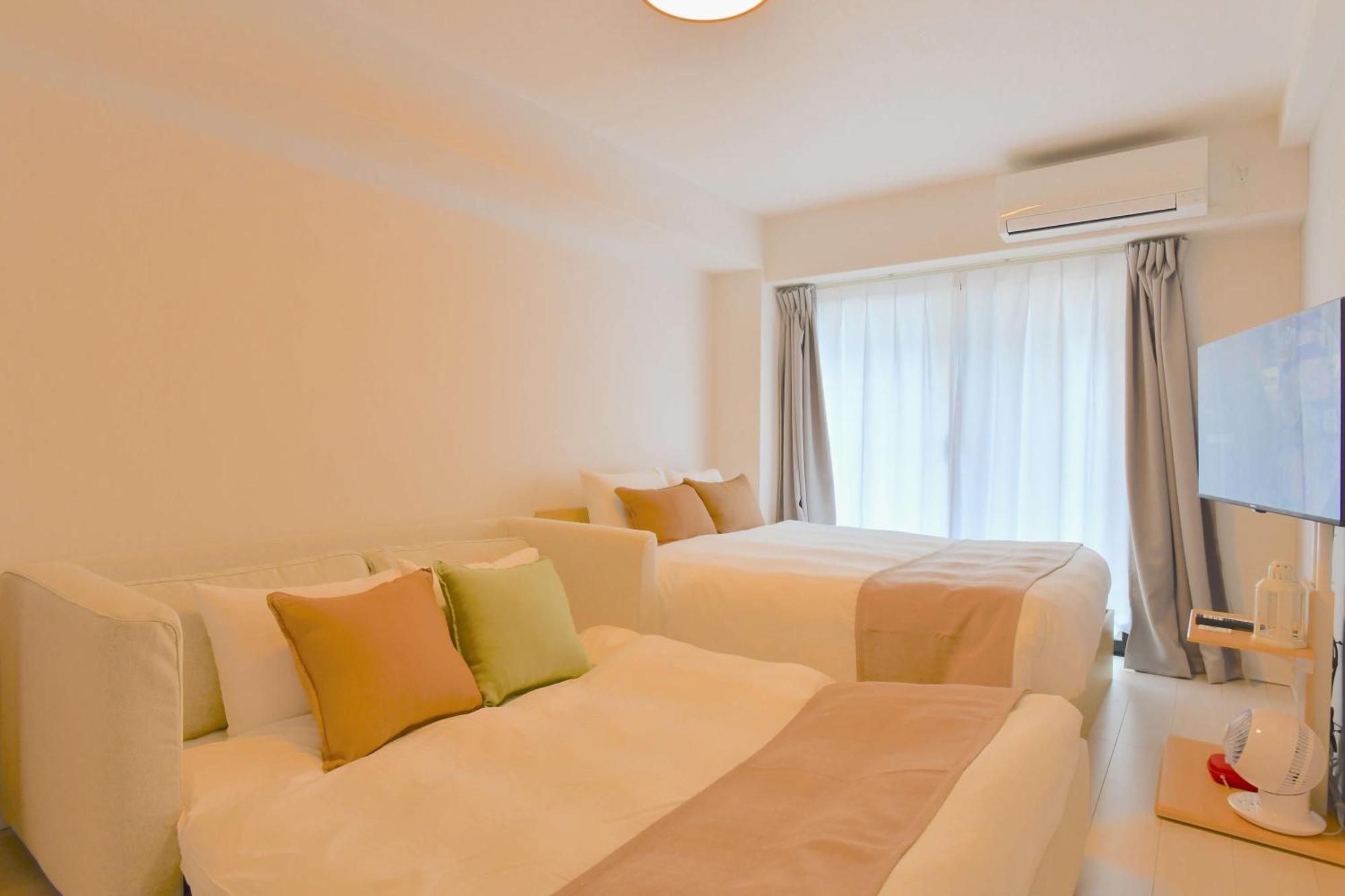 Apartment Fl Nipponbashi Hakuno *