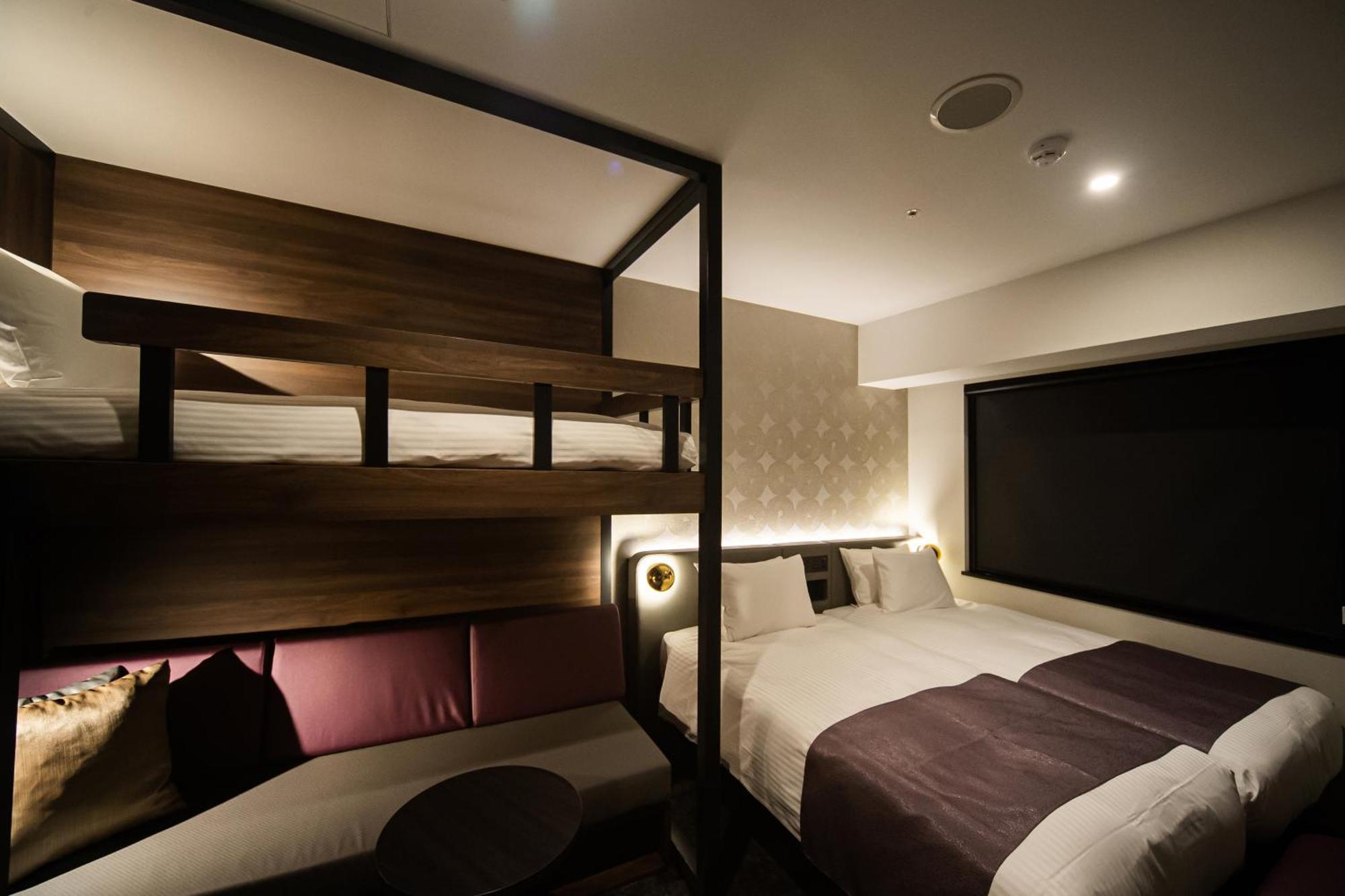 Grids Premium Namba Hotel