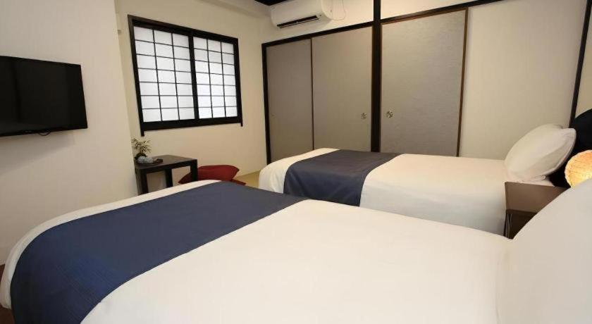 Rozy Namba Hotel 3*