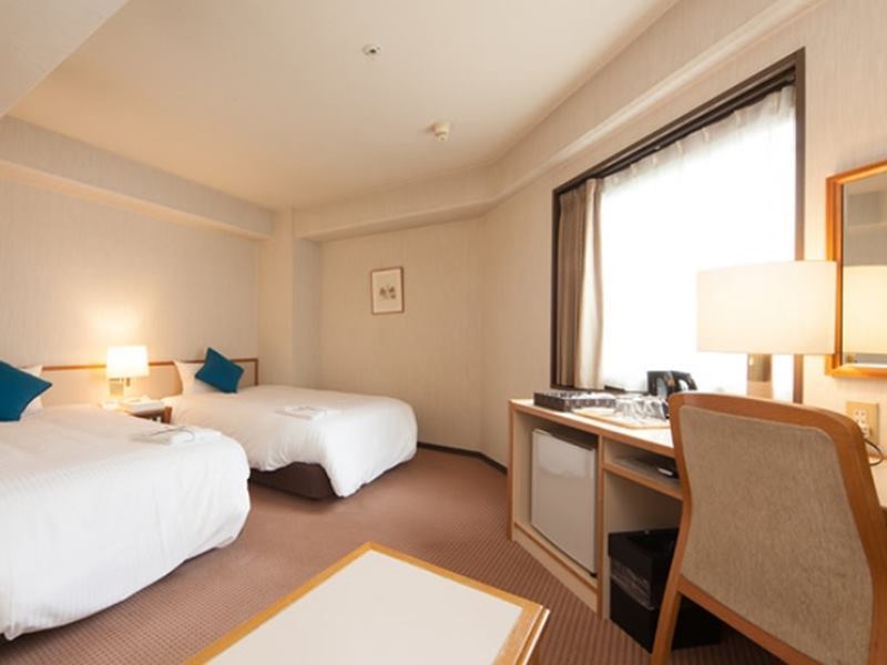 Sun White Osaka