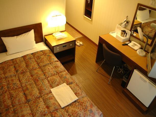 Economy hotel Kyobashi Osaka
