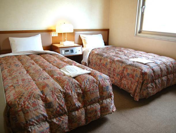 Economy hotel Kyobashi 2*
