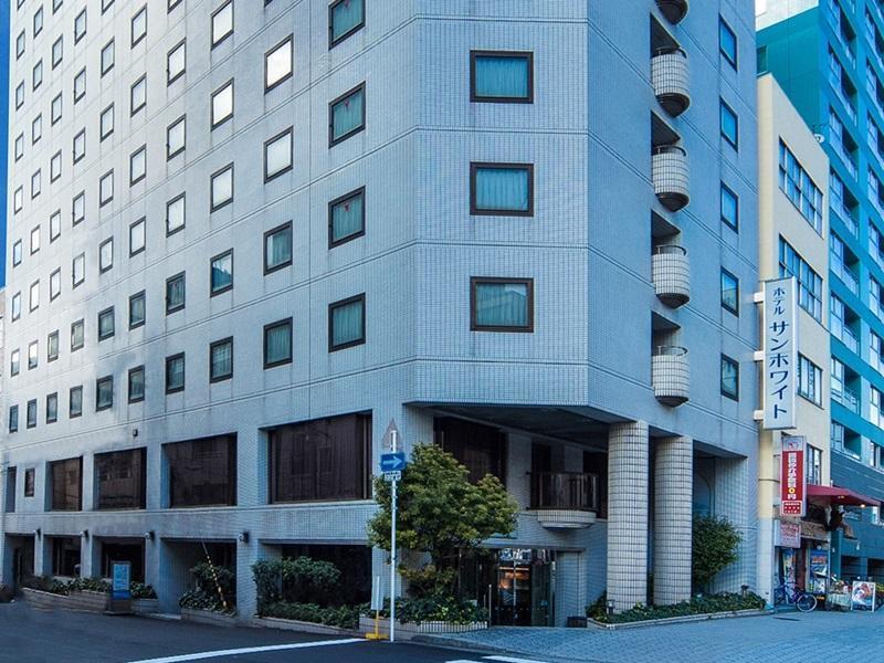 Sun White Hotel 3*